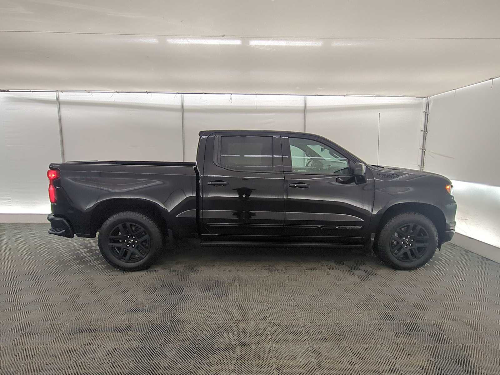 Thumbnail: 2025 Chevrolet Silverado 1500 - 7