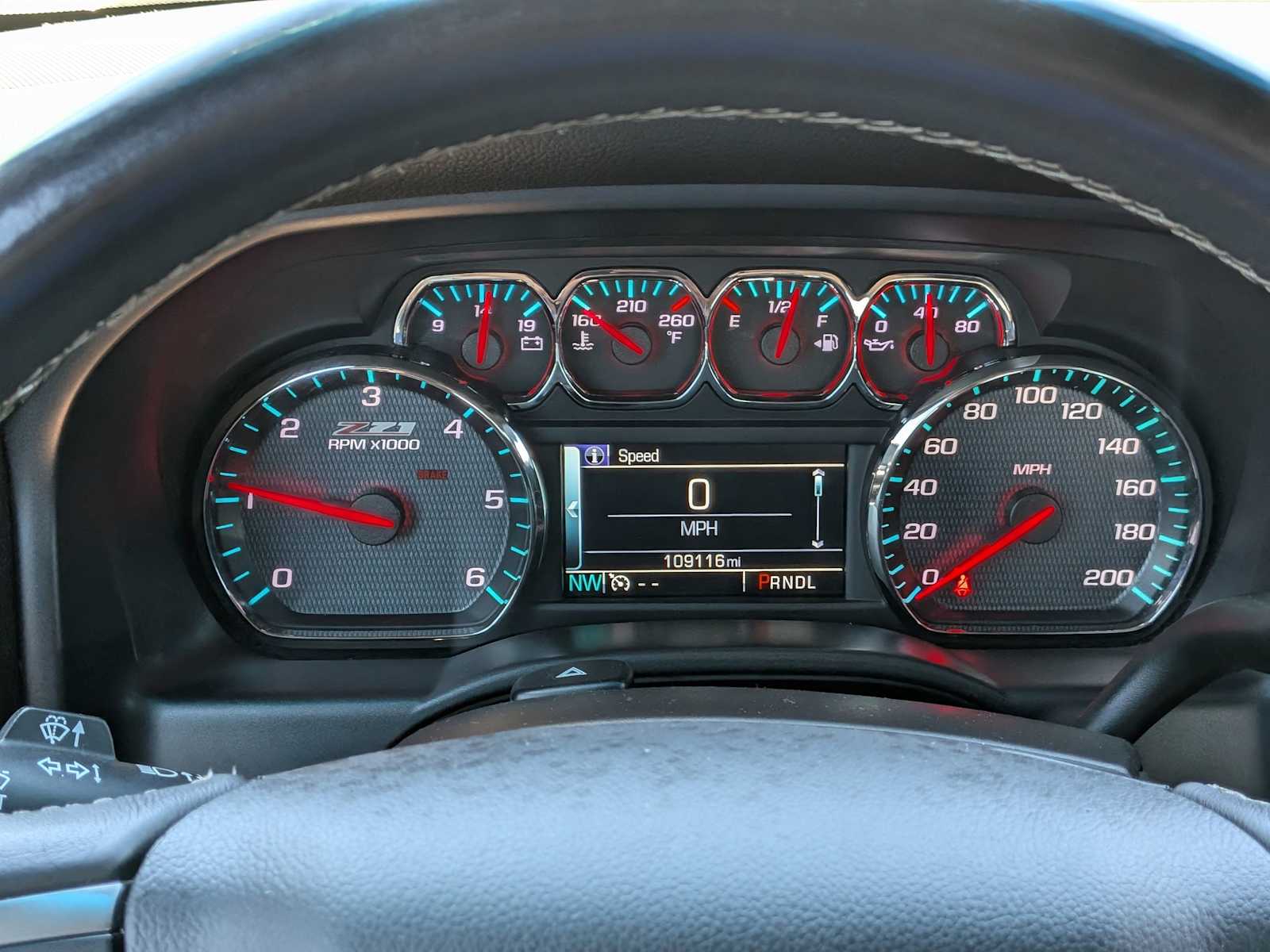Thumbnail: 2017 Chevrolet Silverado 1500 - 33