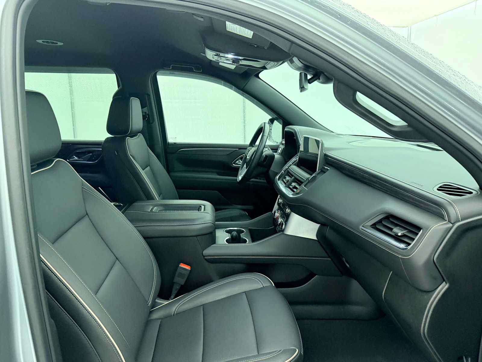 Thumbnail: 2023 GMC Yukon XL - 22