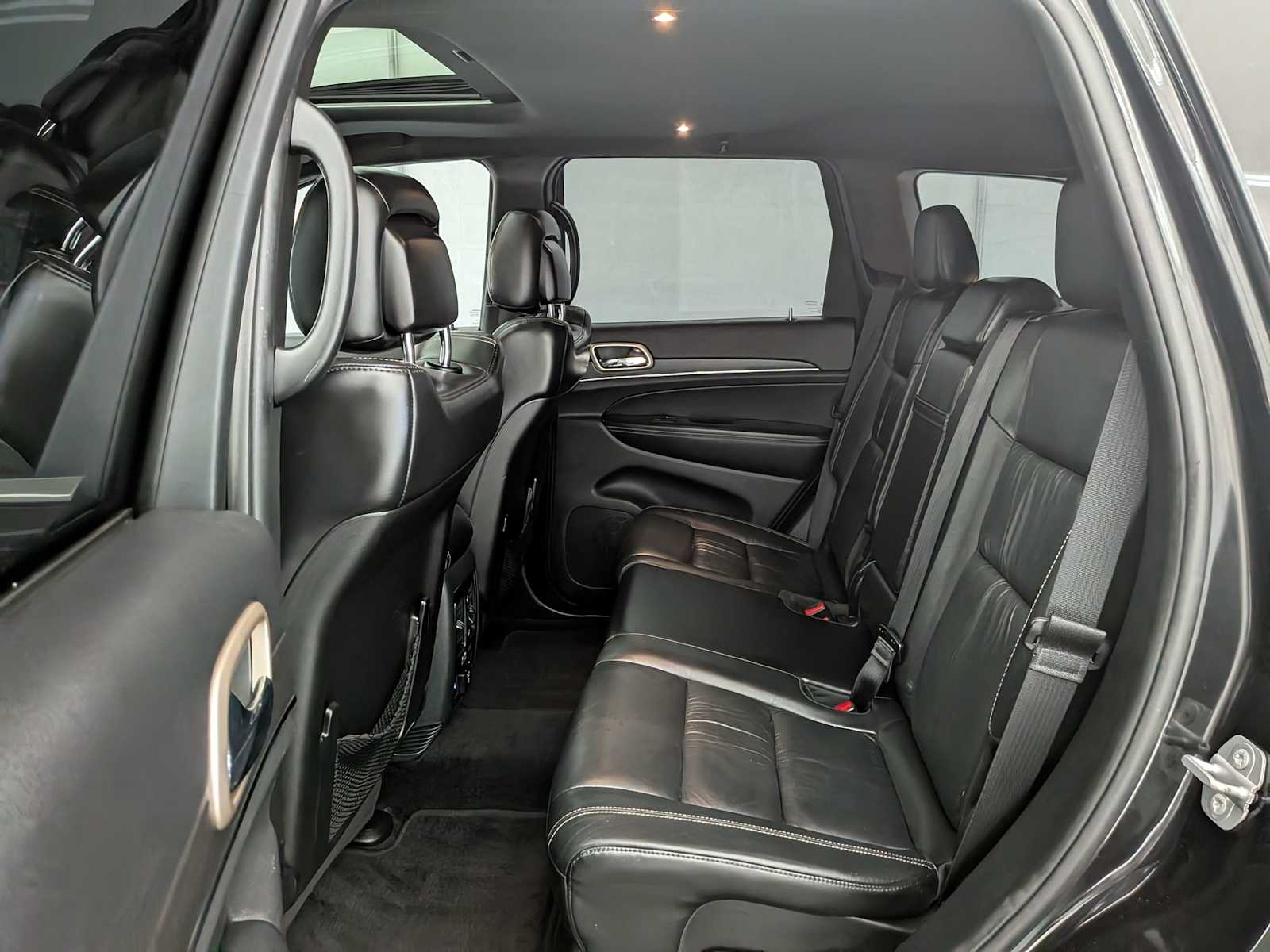 Thumbnail: 2016 Jeep Grand Cherokee - 22