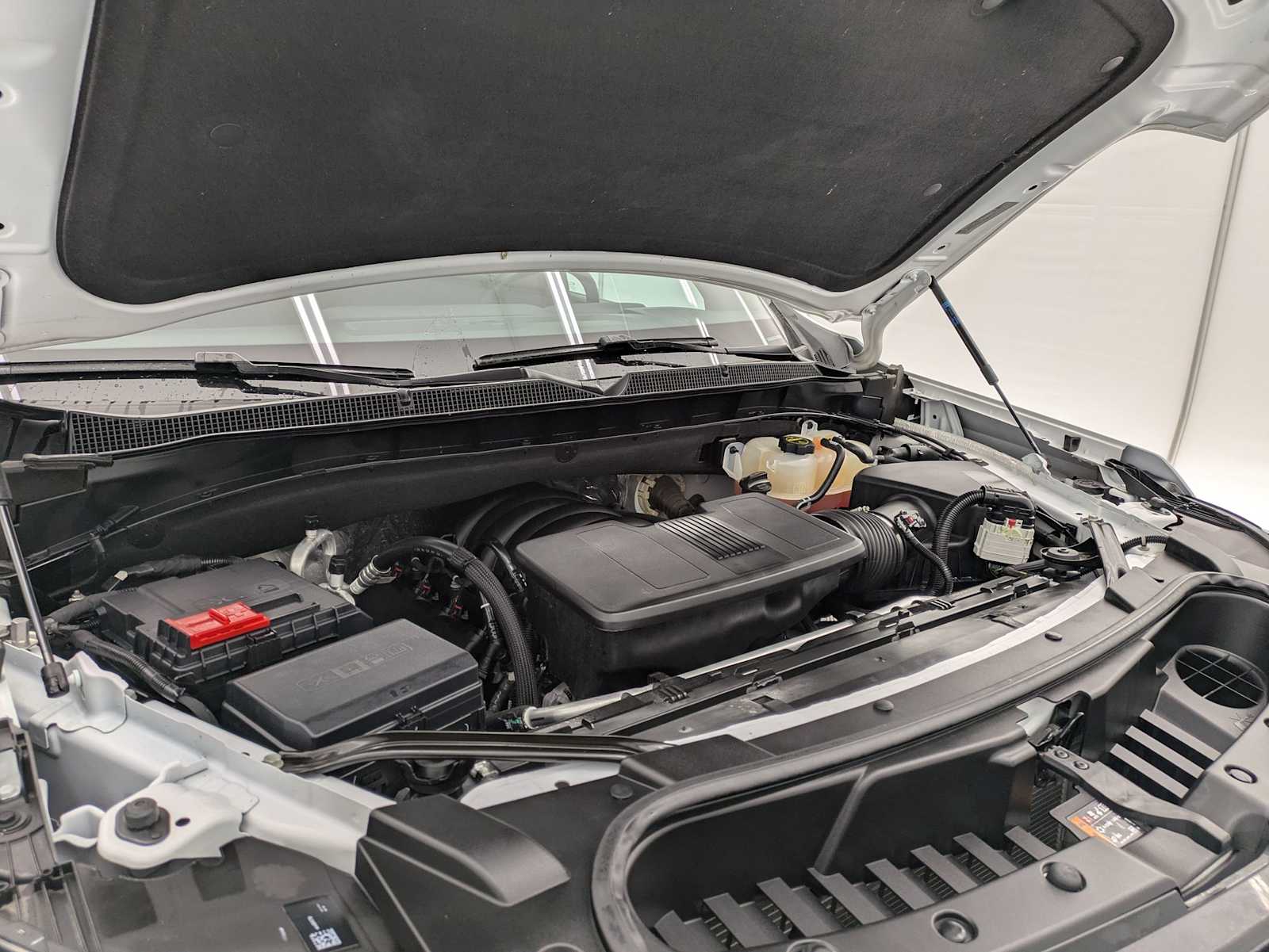 Thumbnail: 2025 Chevrolet Suburban - 13