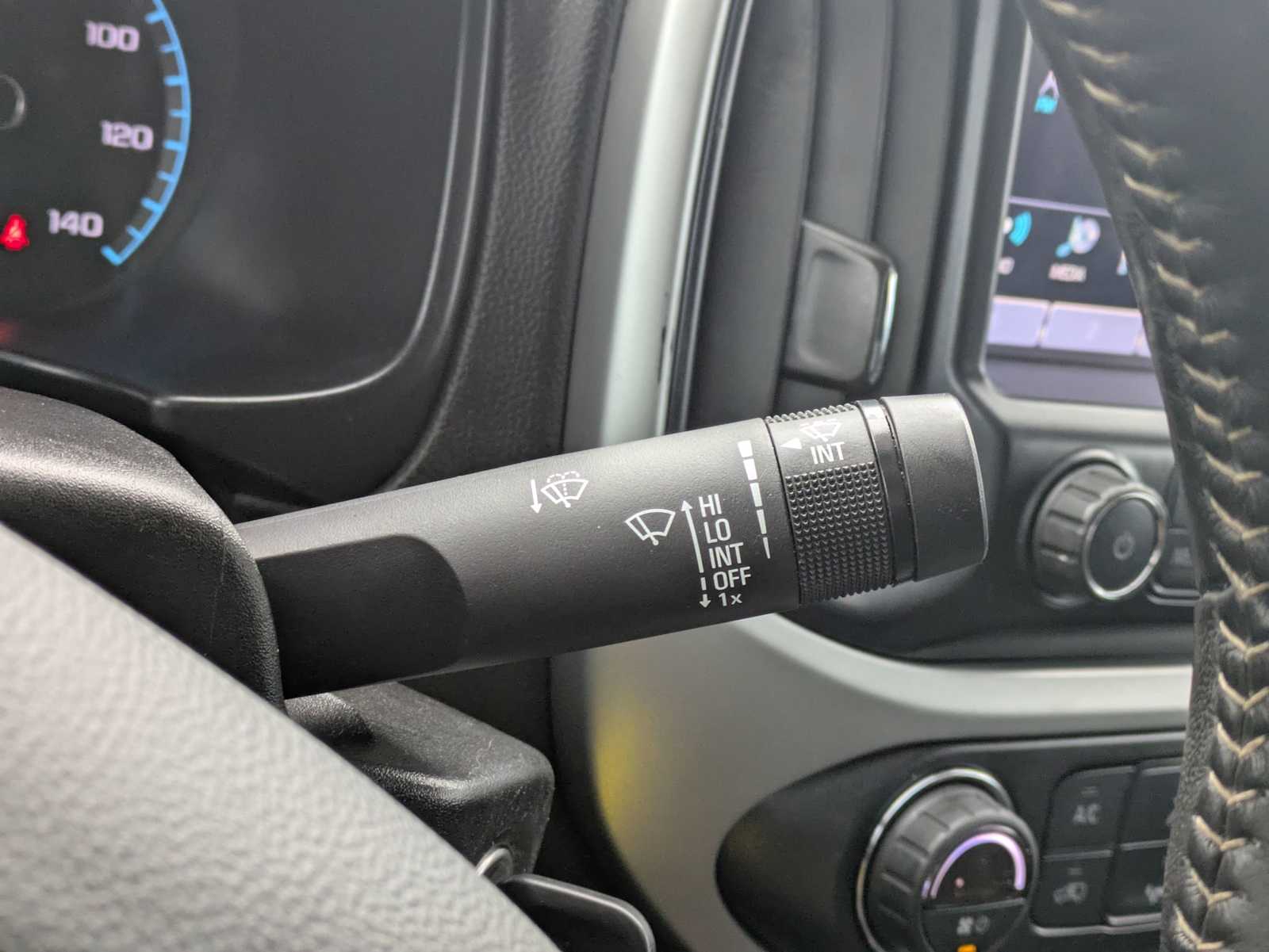 Thumbnail: 2018 Chevrolet Colorado - 25