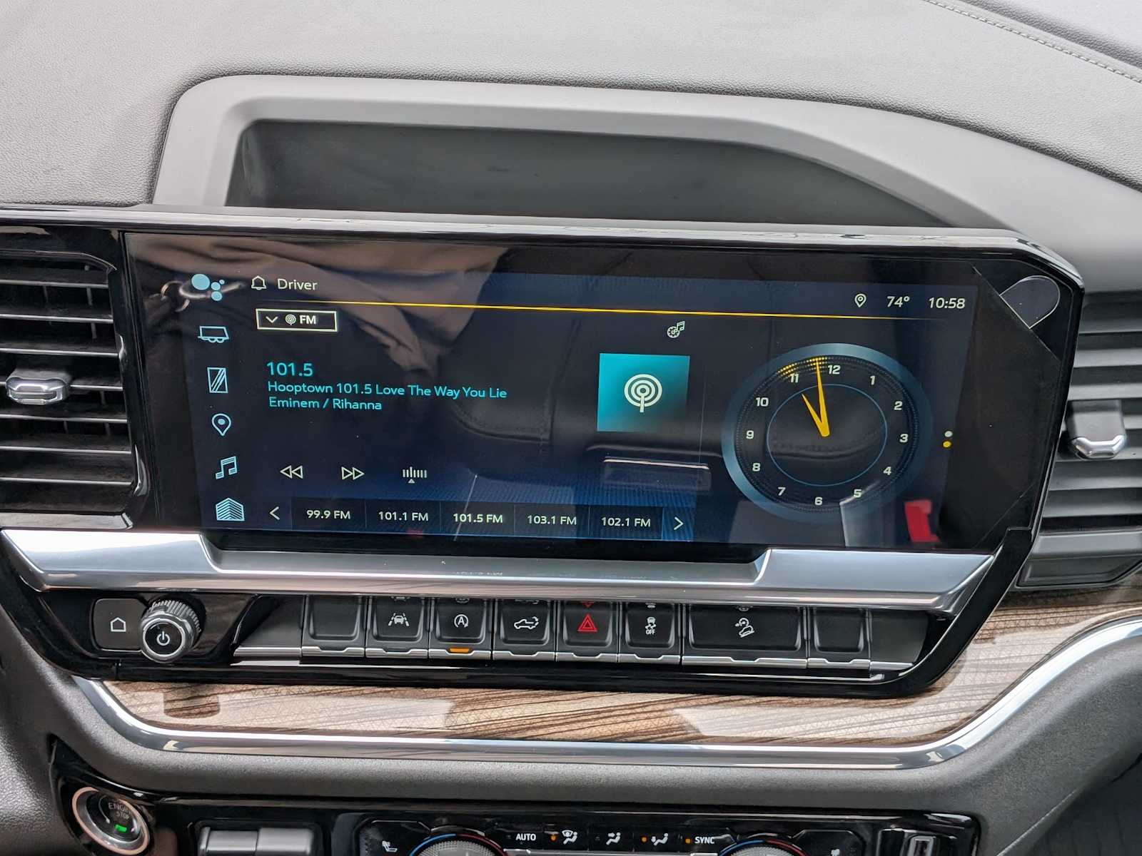 Thumbnail: 2023 Chevrolet Silverado 1500 - 29