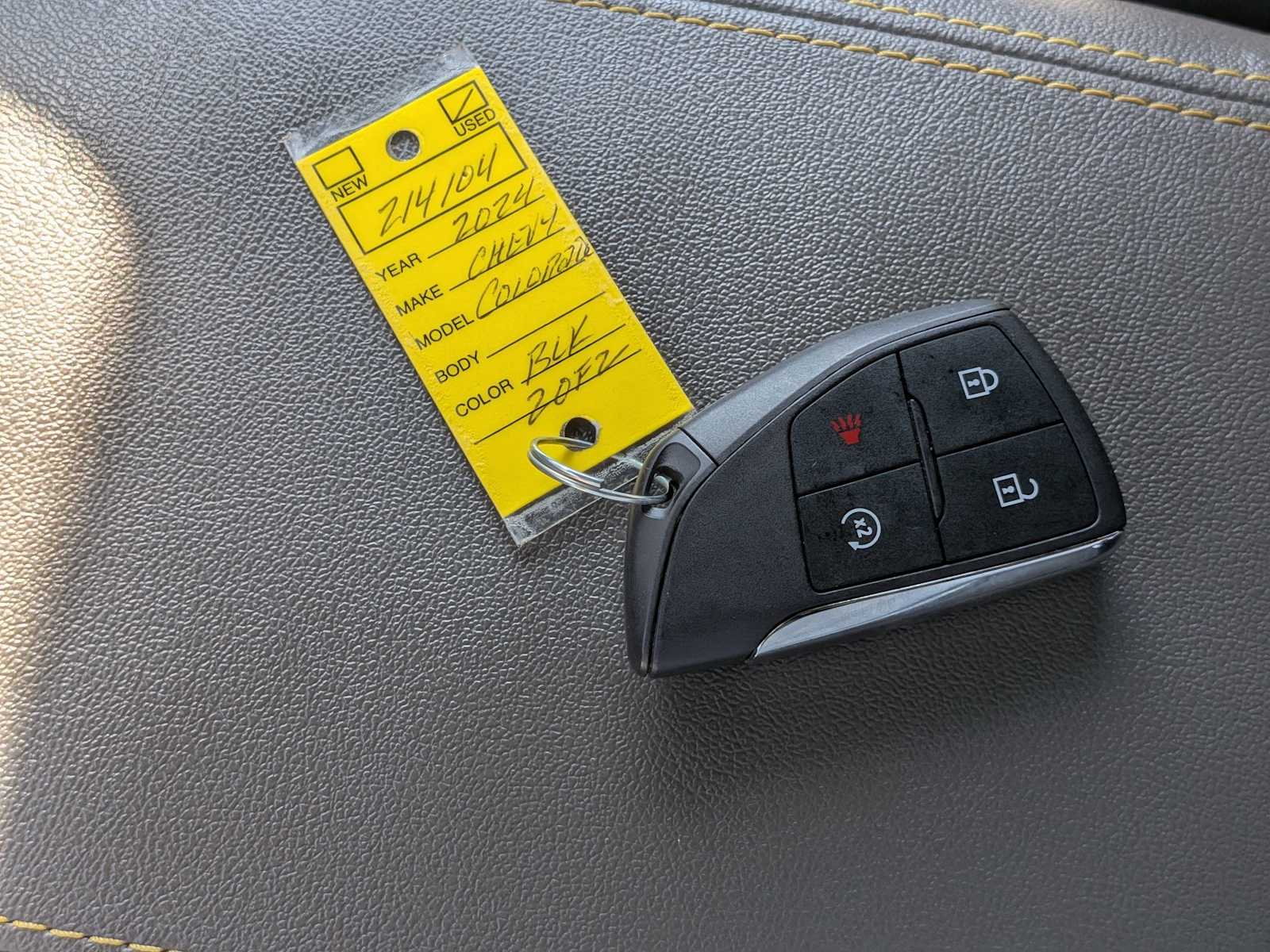 Thumbnail: 2024 Chevrolet Colorado - 36