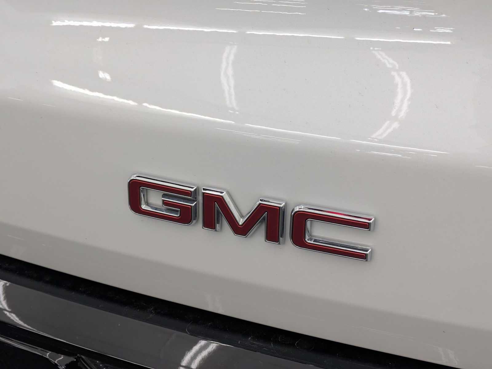 Thumbnail: 2024 GMC Acadia - 12