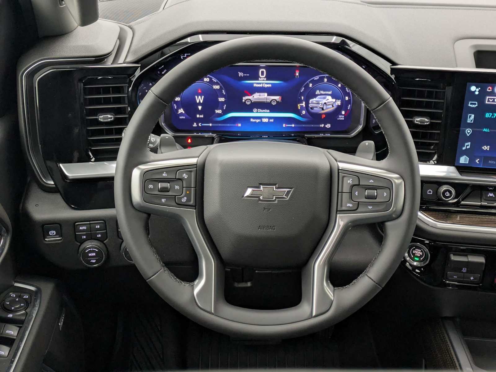 Thumbnail: 2026 Chevrolet Silverado 1500 - 26