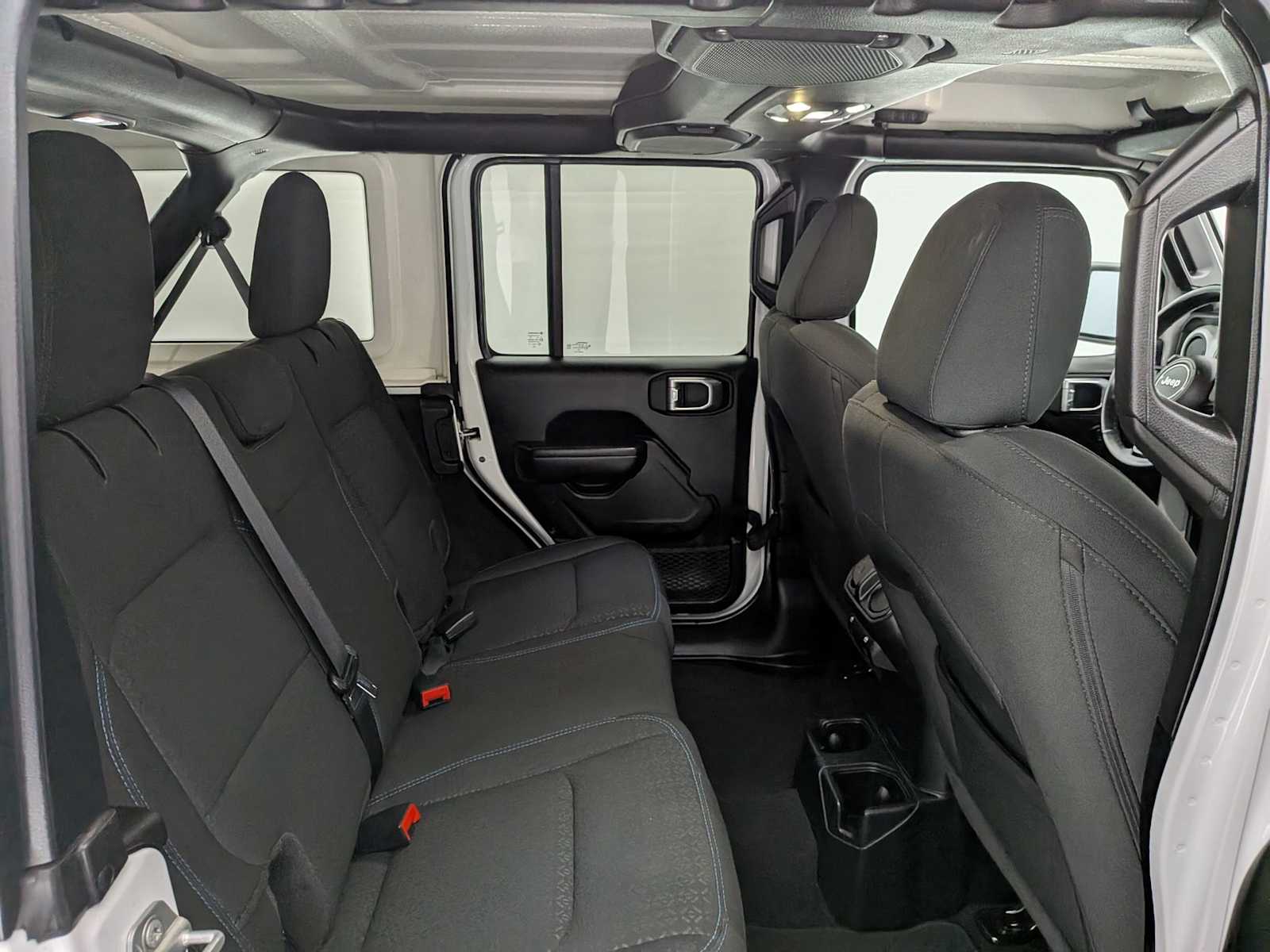 Thumbnail: 2021 Jeep Wrangler - 21