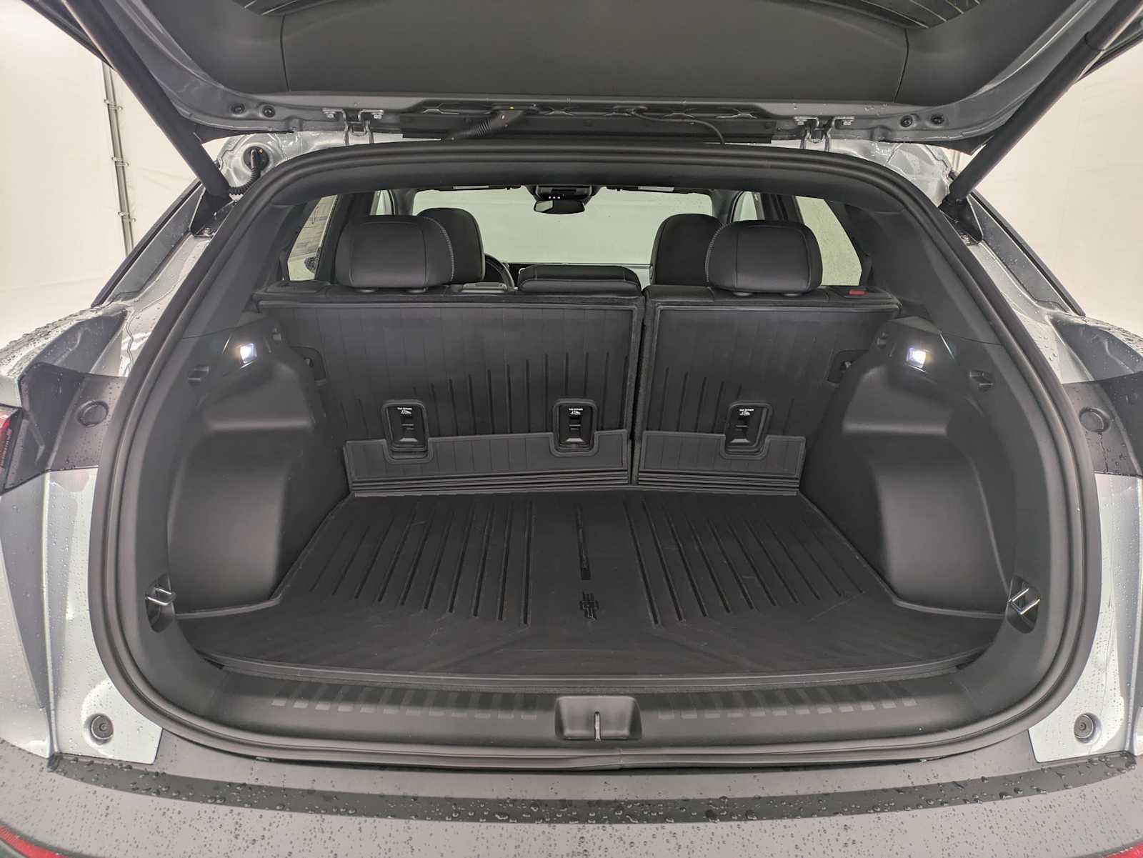 Thumbnail: 2026 Chevrolet Blazer EV - 33