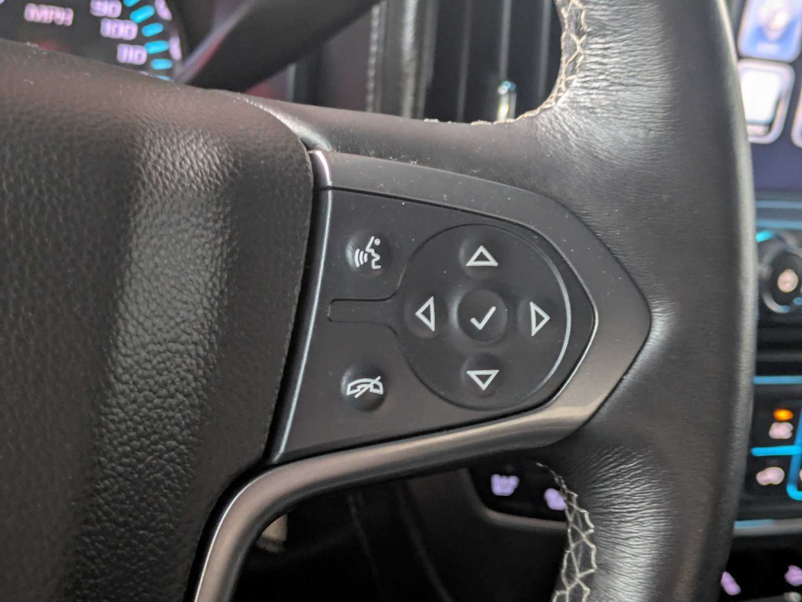 Thumbnail: 2015 Chevrolet Silverado 1500 - 28