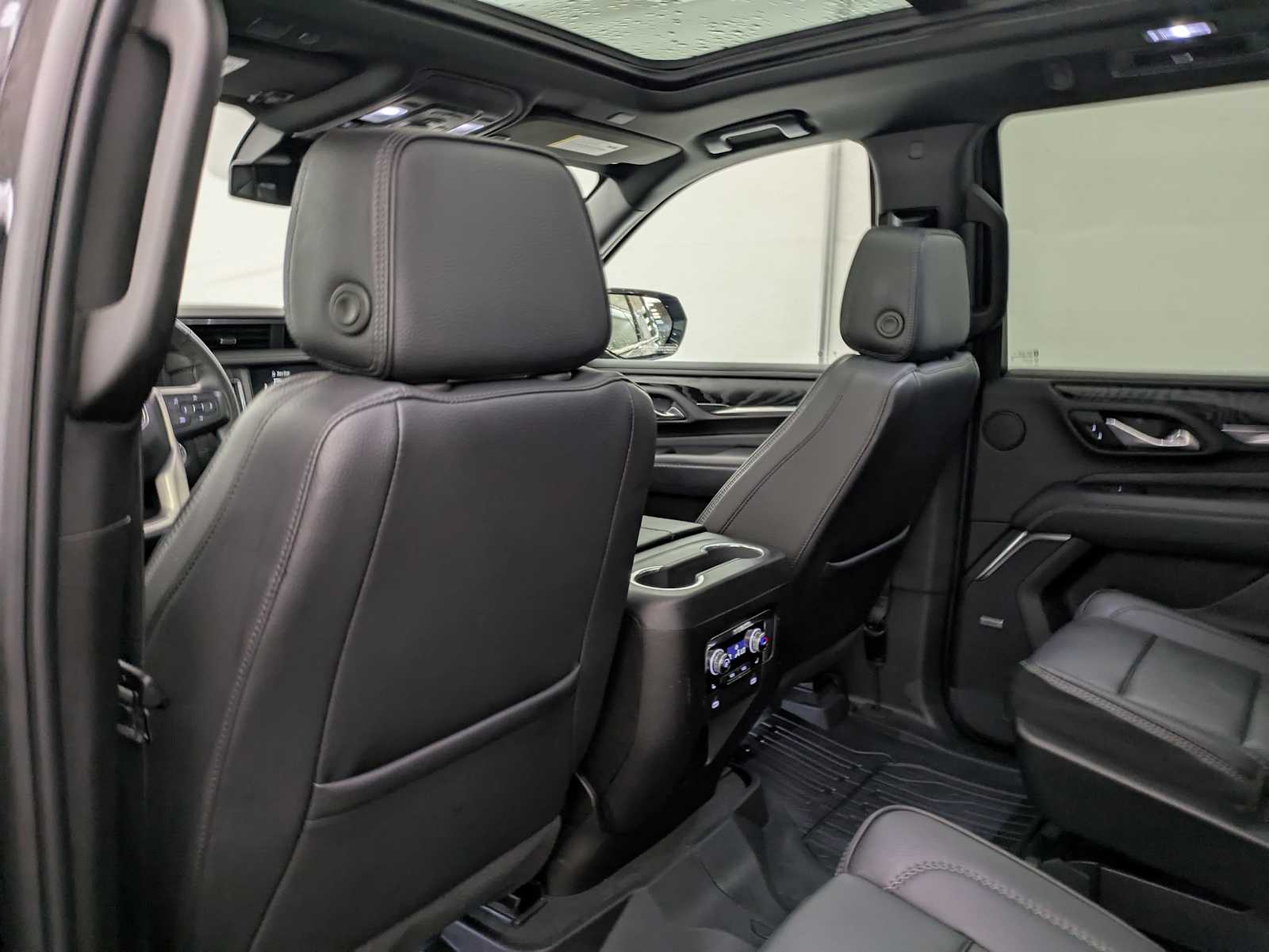 Thumbnail: 2023 GMC Yukon - 20