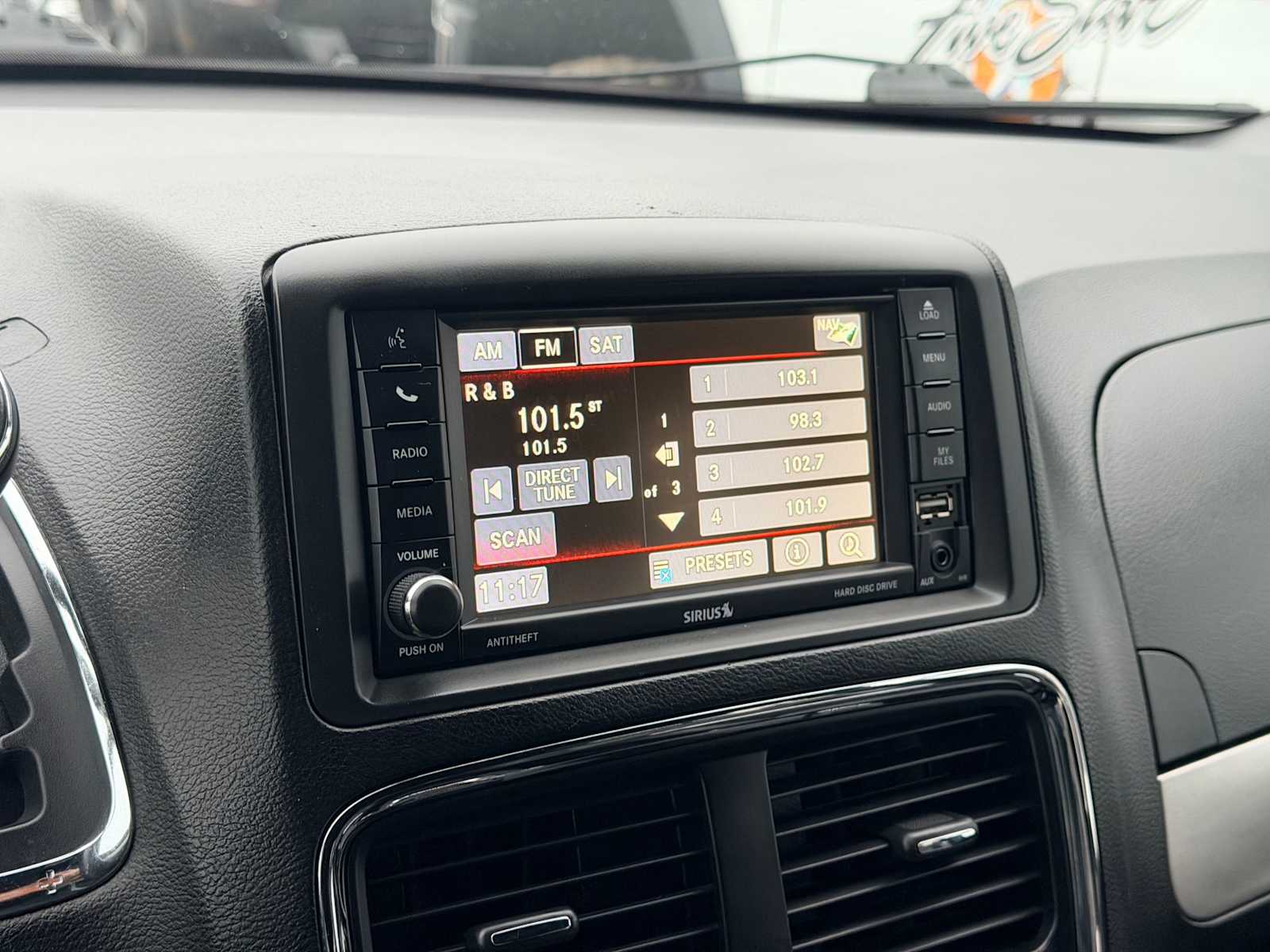 Thumbnail: 2017 Dodge Grand Caravan - 29