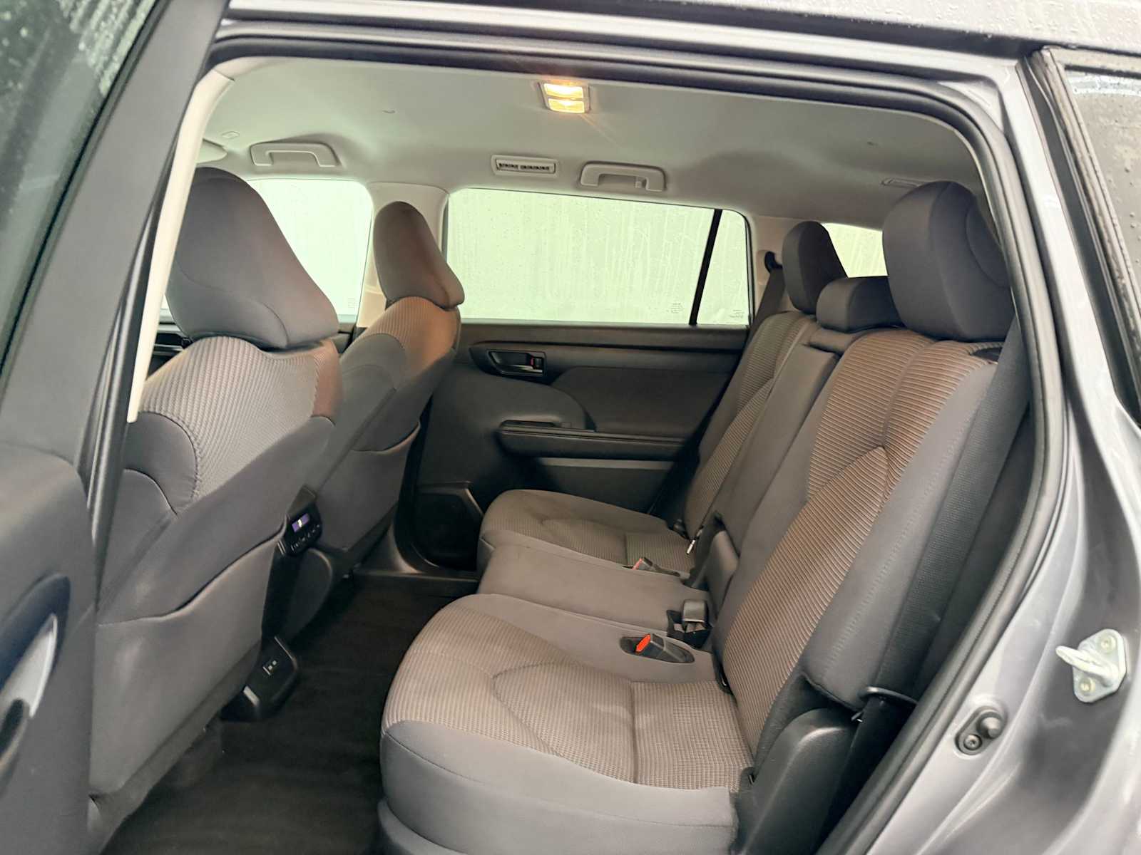 Thumbnail: 2024 Toyota Highlander - 19