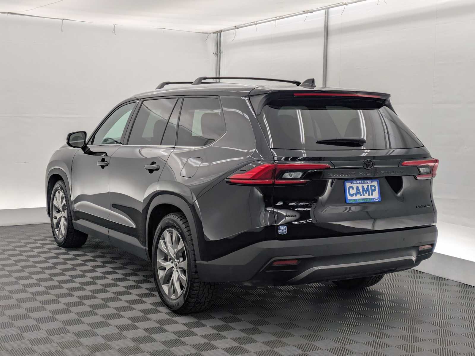 Thumbnail: 2024 Toyota Grand Highlander - 4