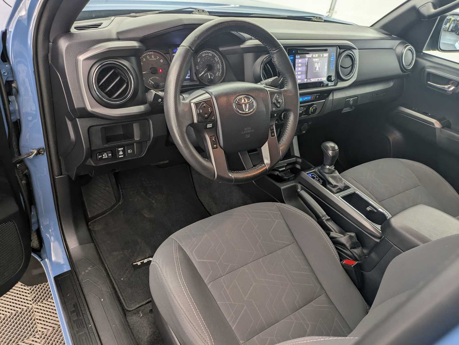 2019 Toyota Tacoma TRD Sport 2