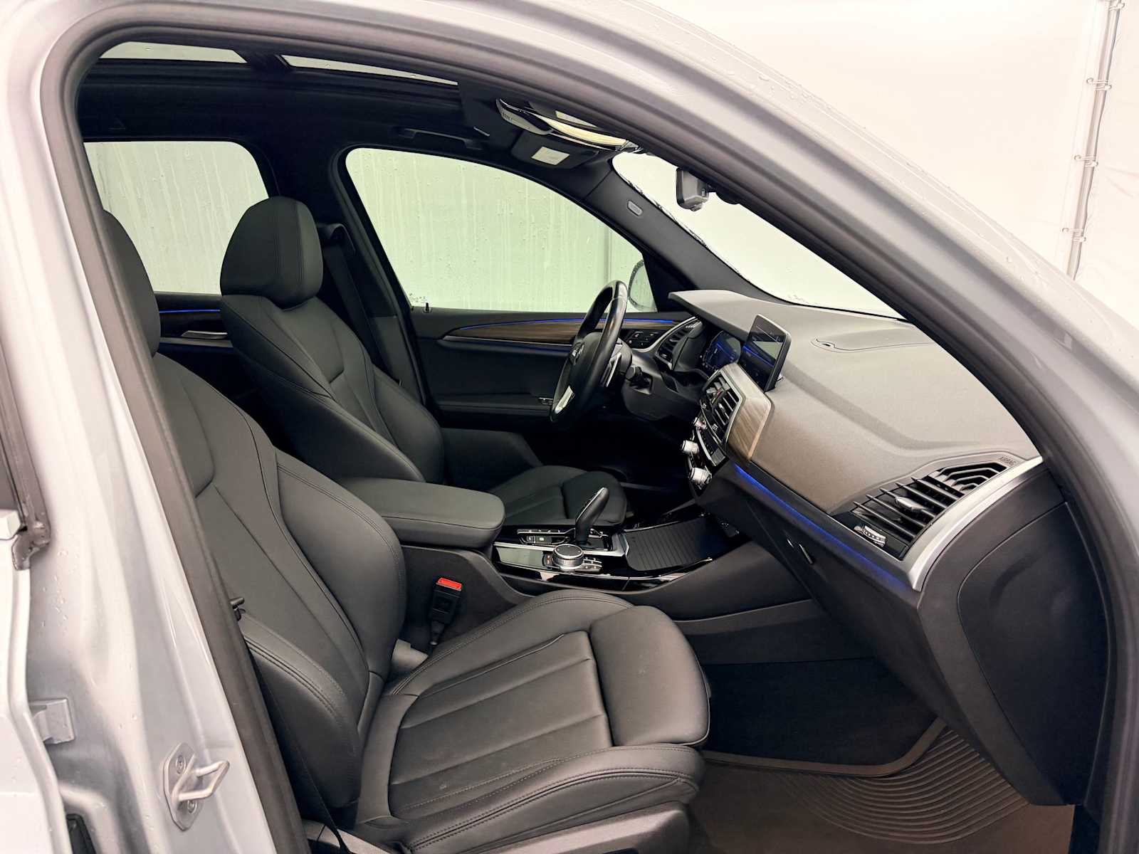 Thumbnail: 2021 BMW X3 - 23