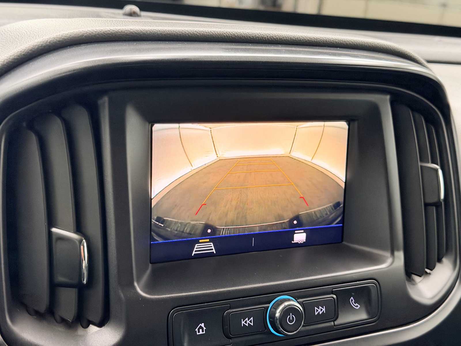 Thumbnail: 2021 Chevrolet Colorado - 29