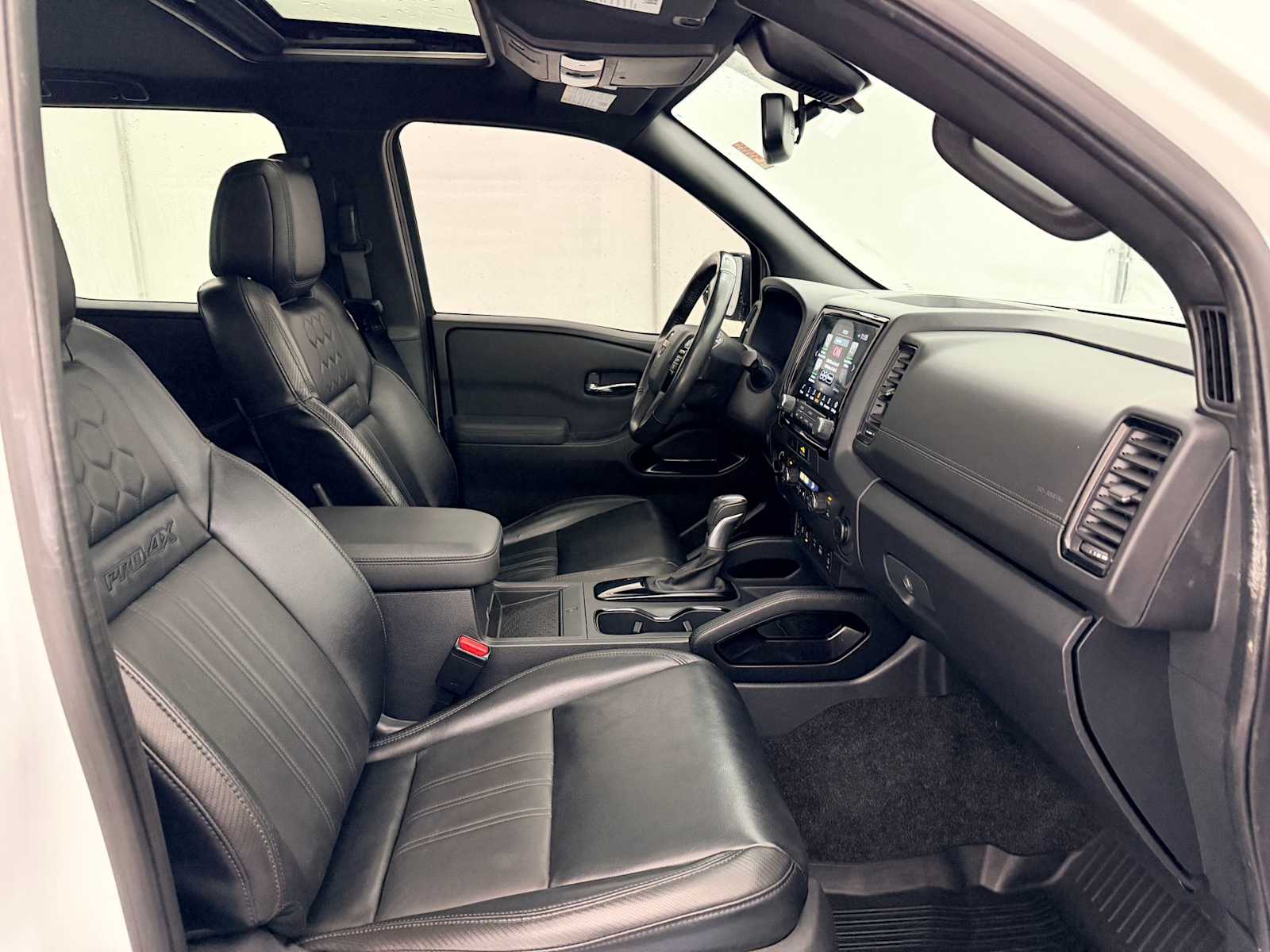 Thumbnail: 2022 Nissan Frontier - 23