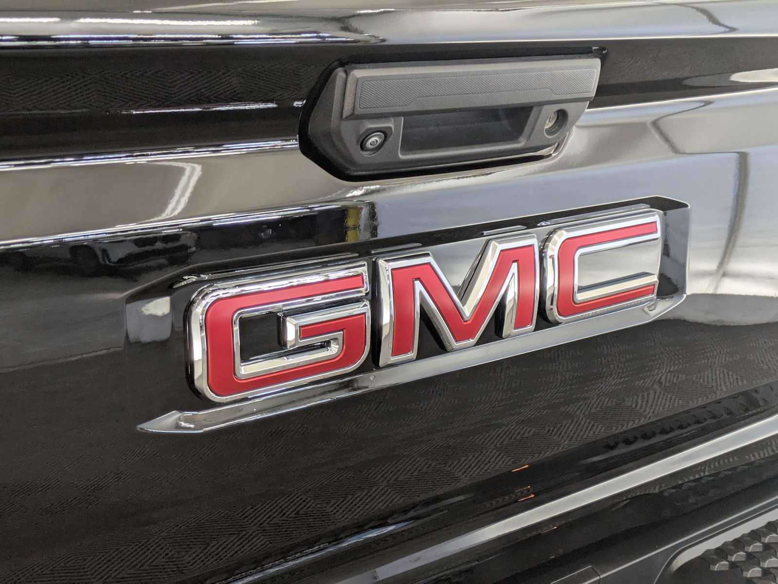 2023 GMC Canyon AT4 12