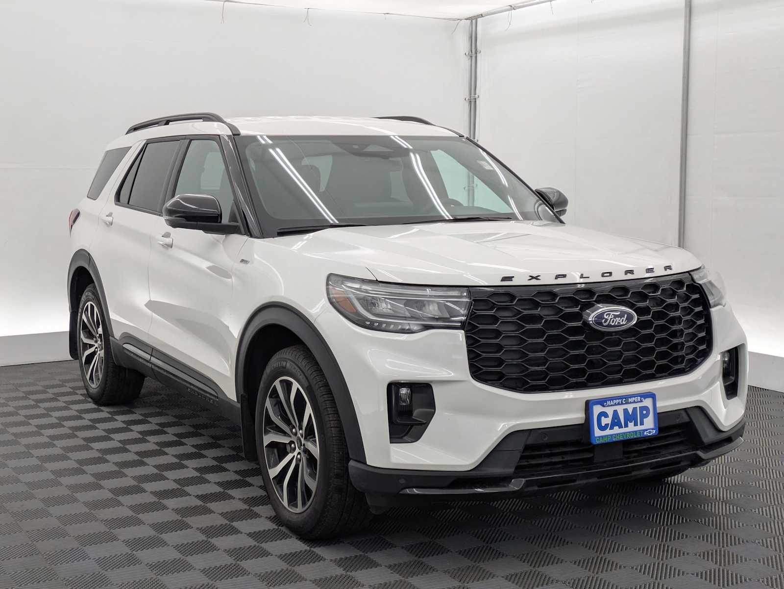 Thumbnail: 2025 Ford Explorer - 7