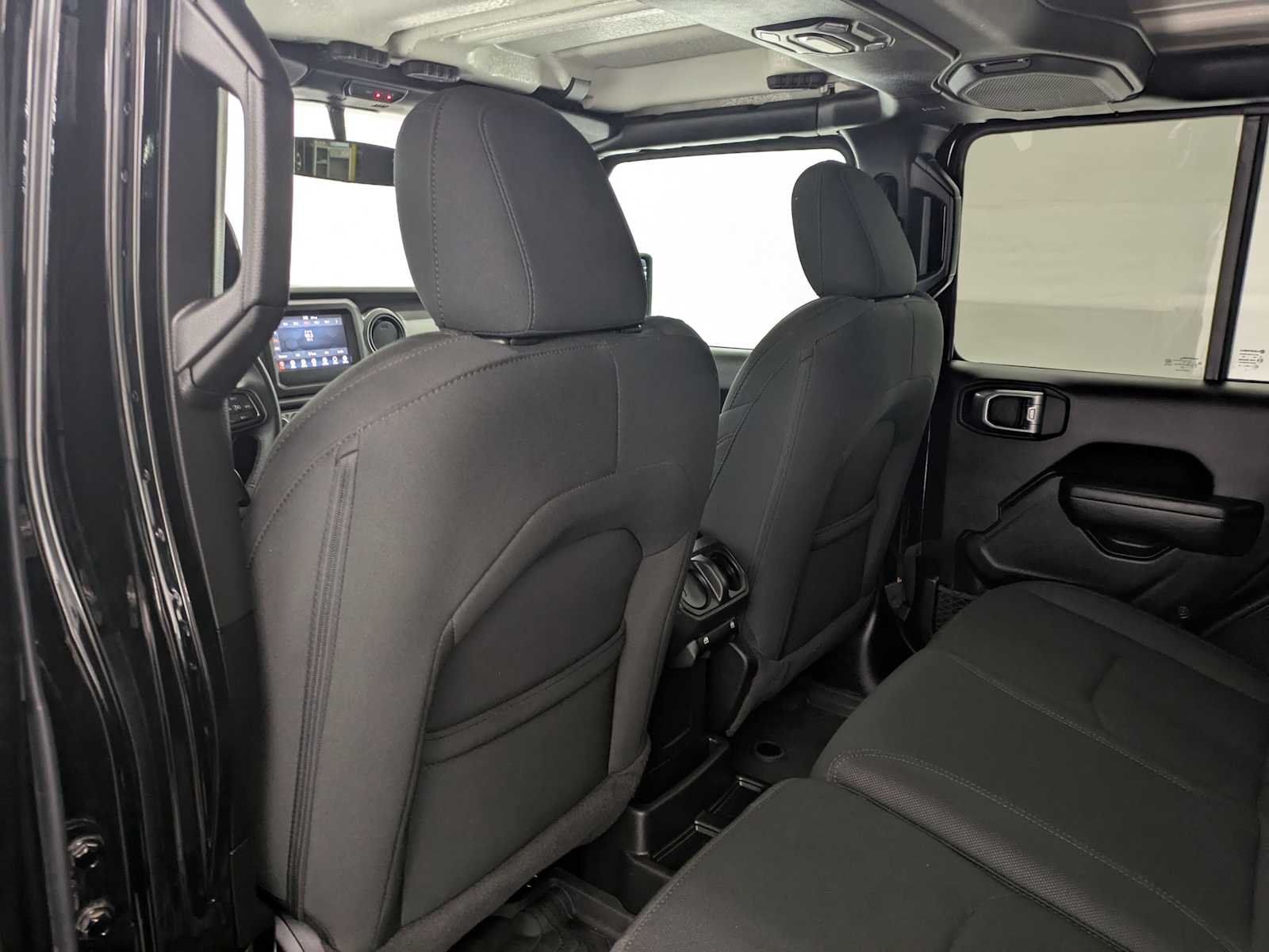 Thumbnail: 2023 Jeep Wrangler - 19