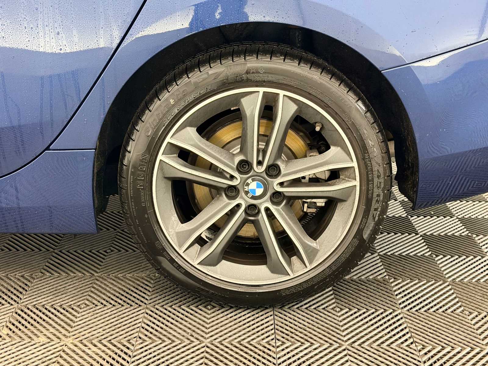 Thumbnail: 2024 BMW 2 Series - 13