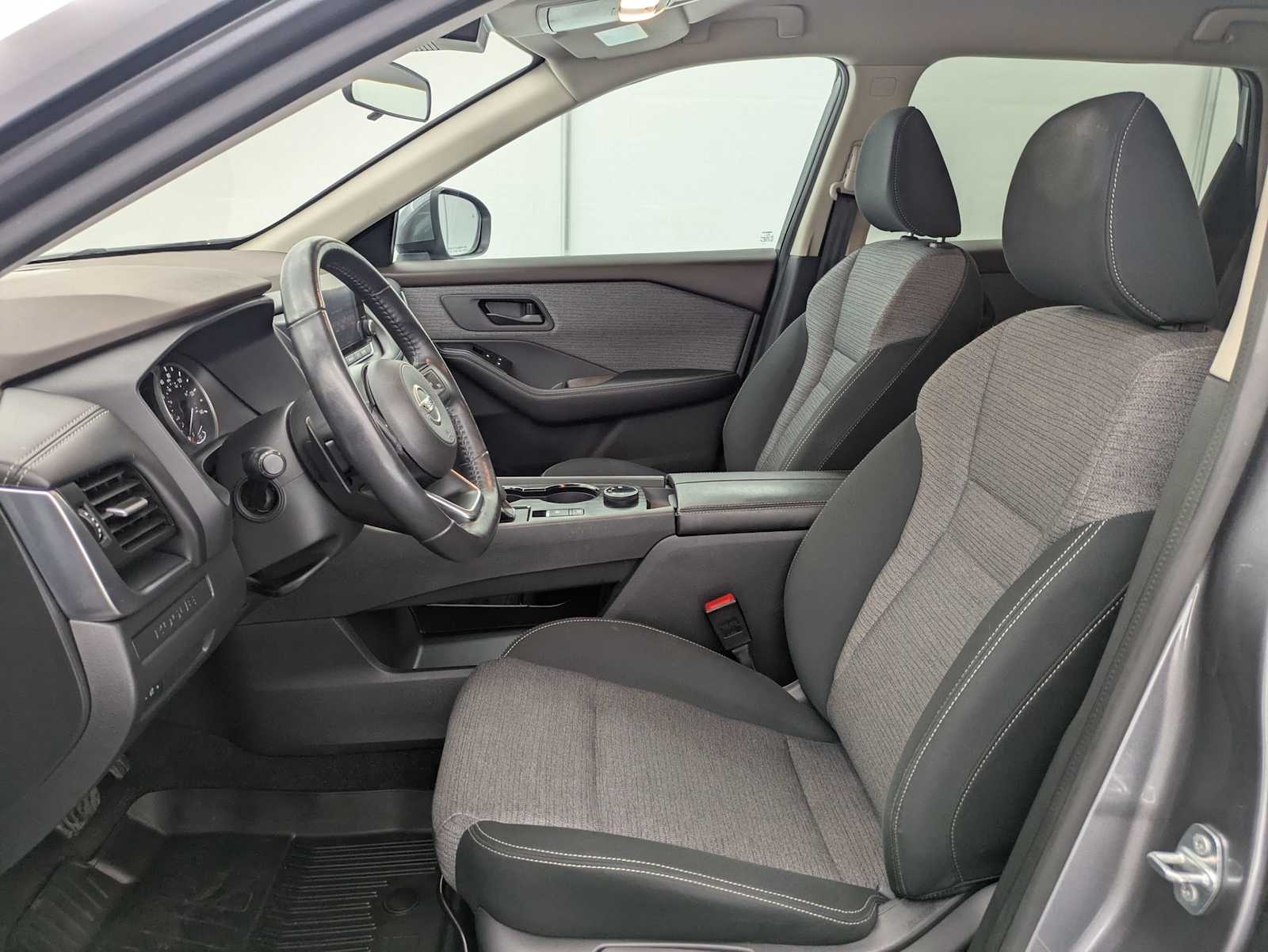 Thumbnail: 2021 Nissan Rogue - 16