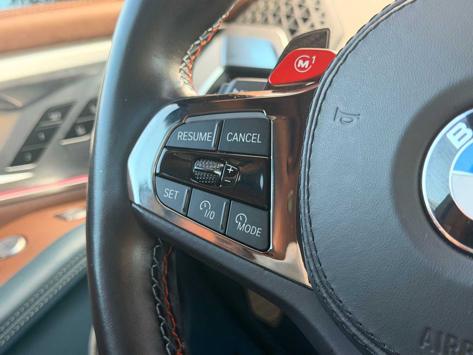 Thumbnail: 2023 BMW XM - 23