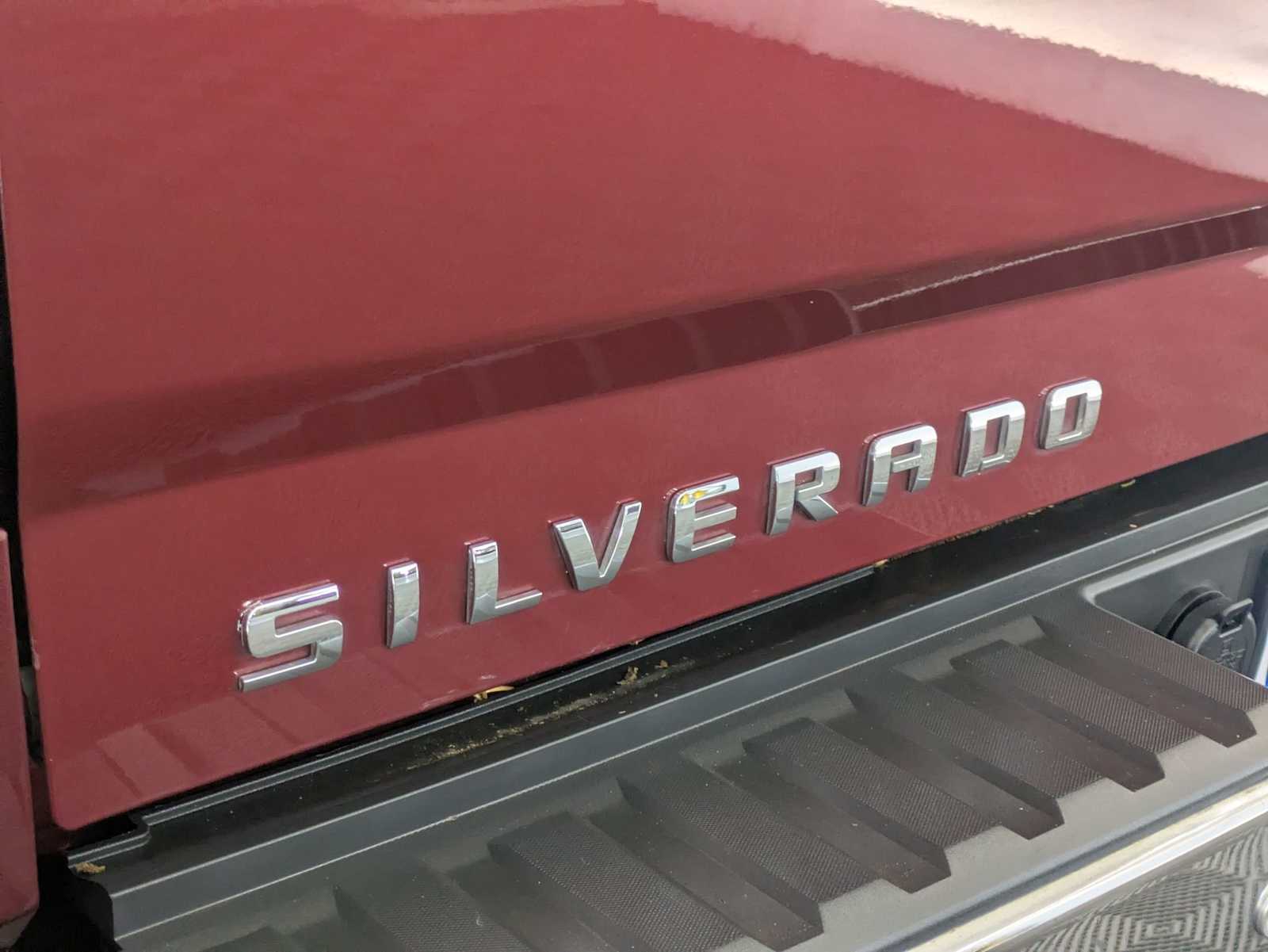 Thumbnail: 2015 Chevrolet Silverado 1500 - 13