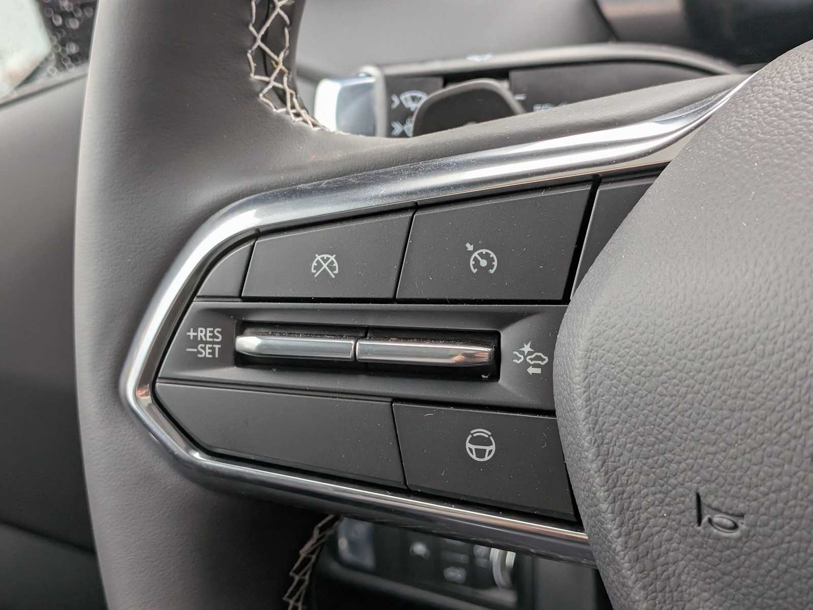 Thumbnail: 2026 Chevrolet Silverado EV - 23