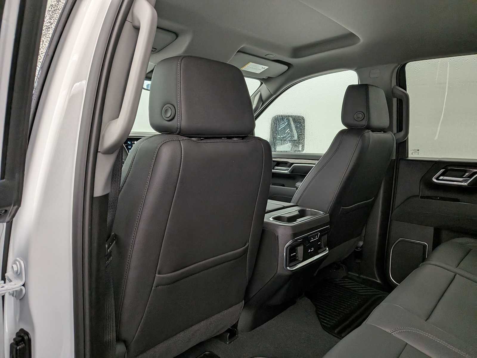 Thumbnail: 2026 Chevrolet Silverado 2500 - 23