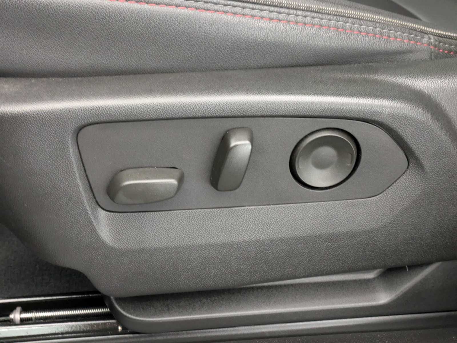 Thumbnail: 2024 Chevrolet Suburban - 18