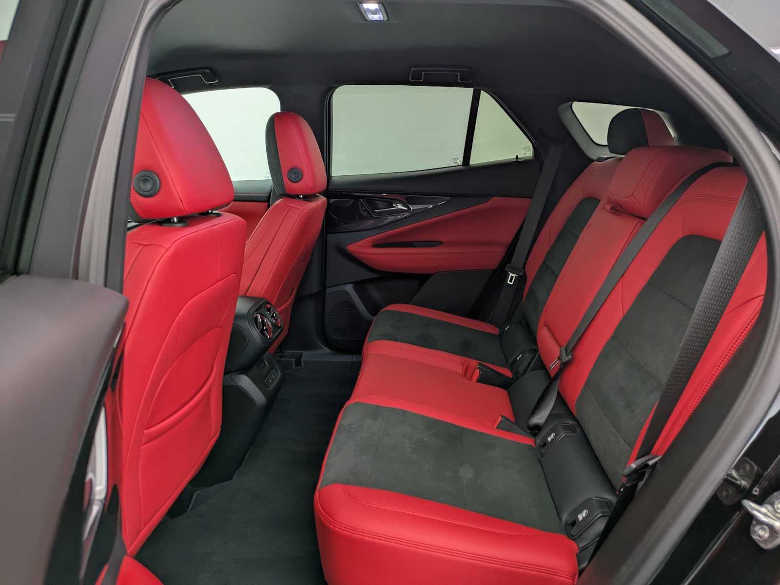 Thumbnail: 2024 Chevrolet Blazer EV - 20