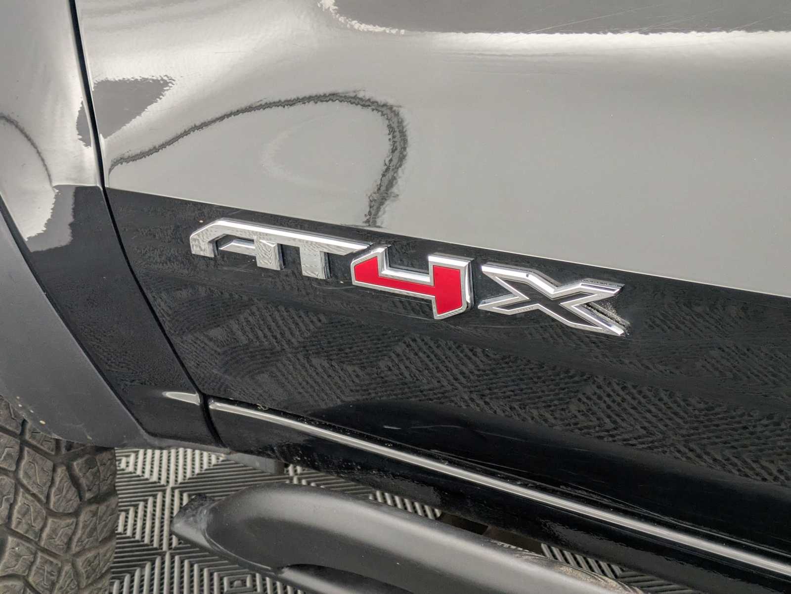 Thumbnail: 2024 GMC Canyon - 11