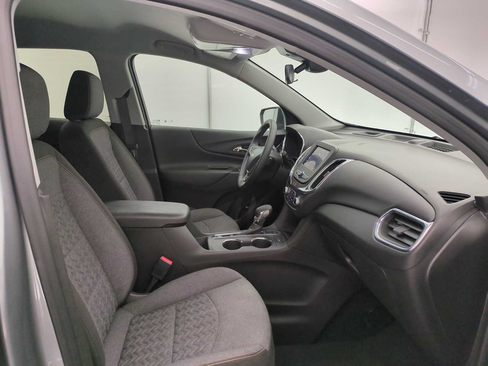 Thumbnail: 2023 Chevrolet Equinox - 18