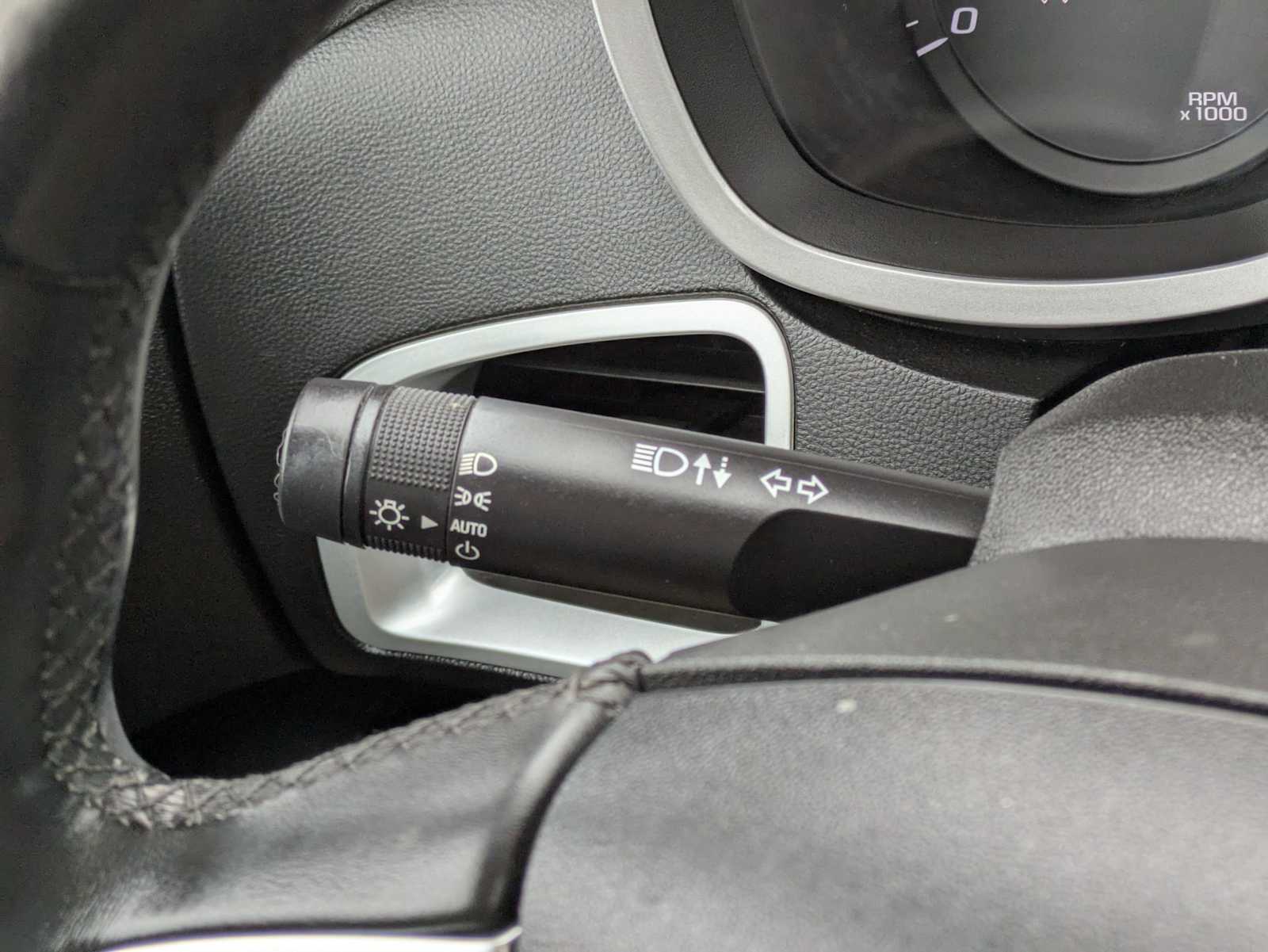 Thumbnail: 2015 Chevrolet Equinox - 27