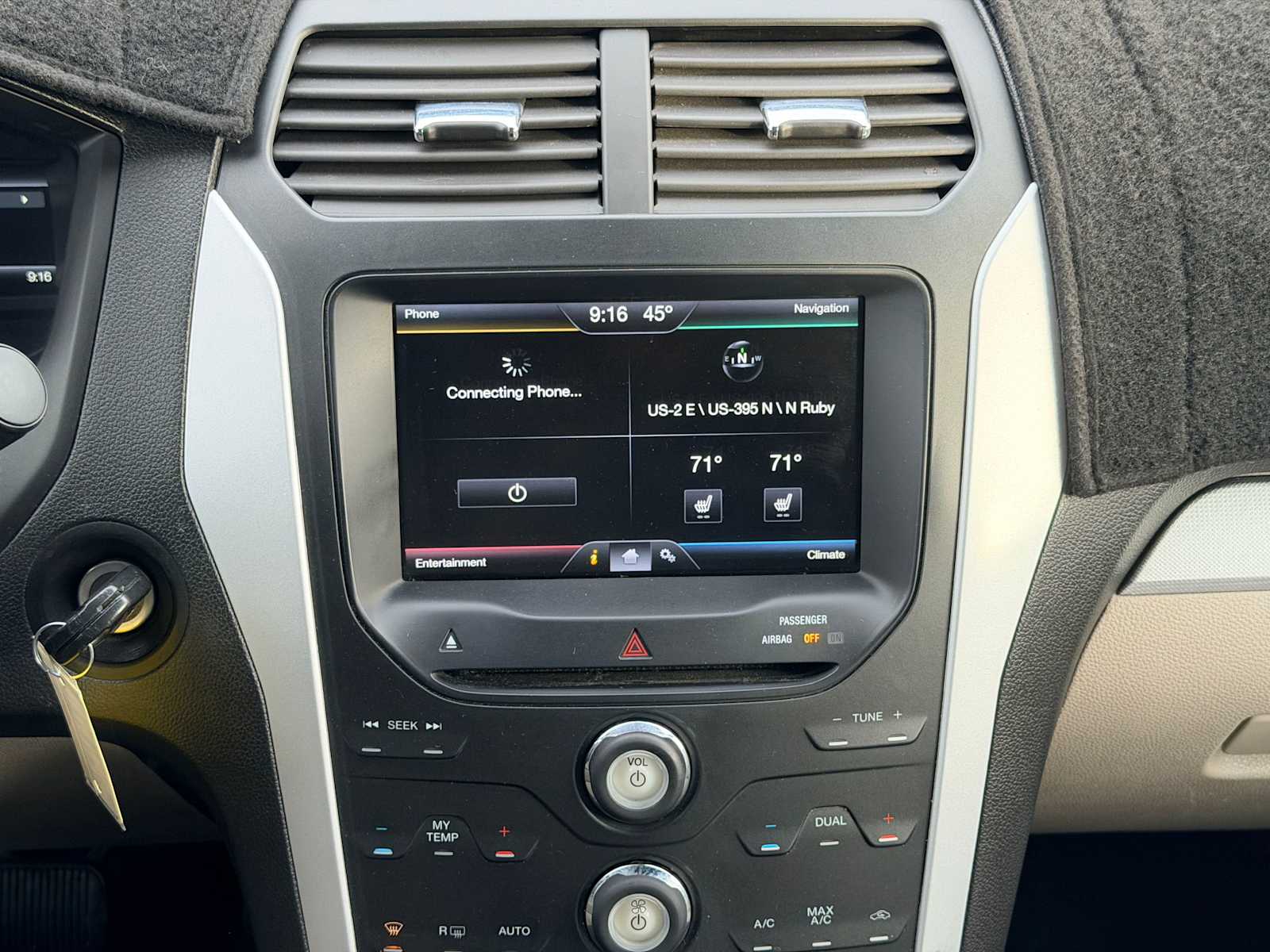 Thumbnail: 2012 Ford Explorer - 27