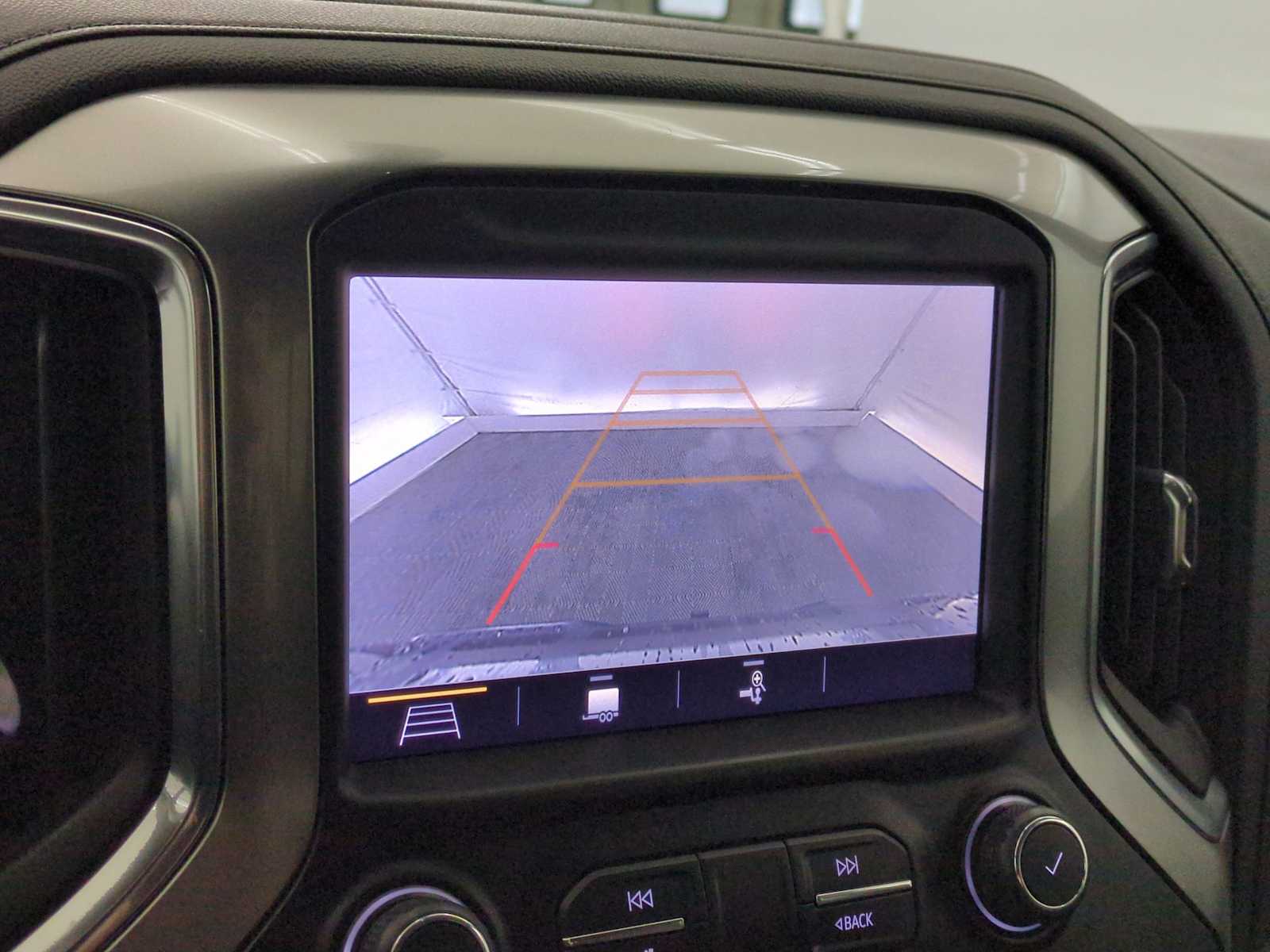 Thumbnail: 2019 Chevrolet Silverado 1500 - 24