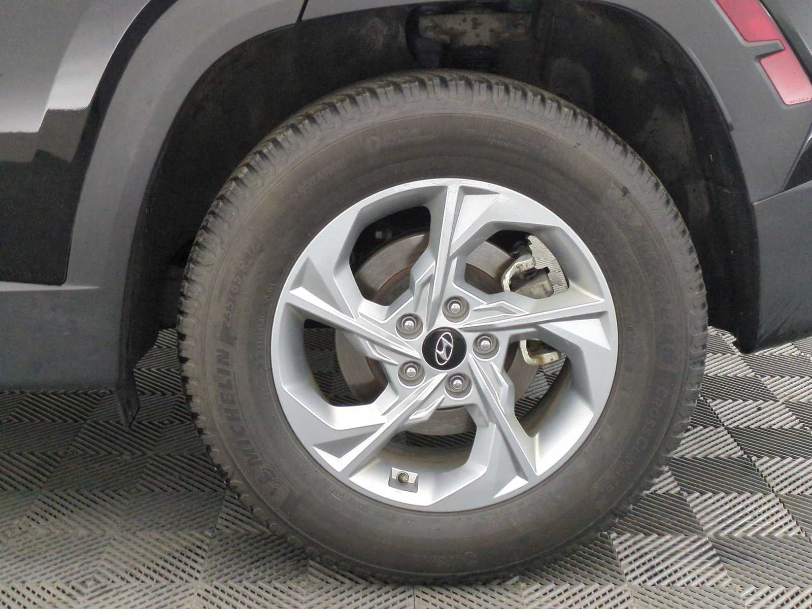 Thumbnail: 2022 Hyundai Tucson - 12