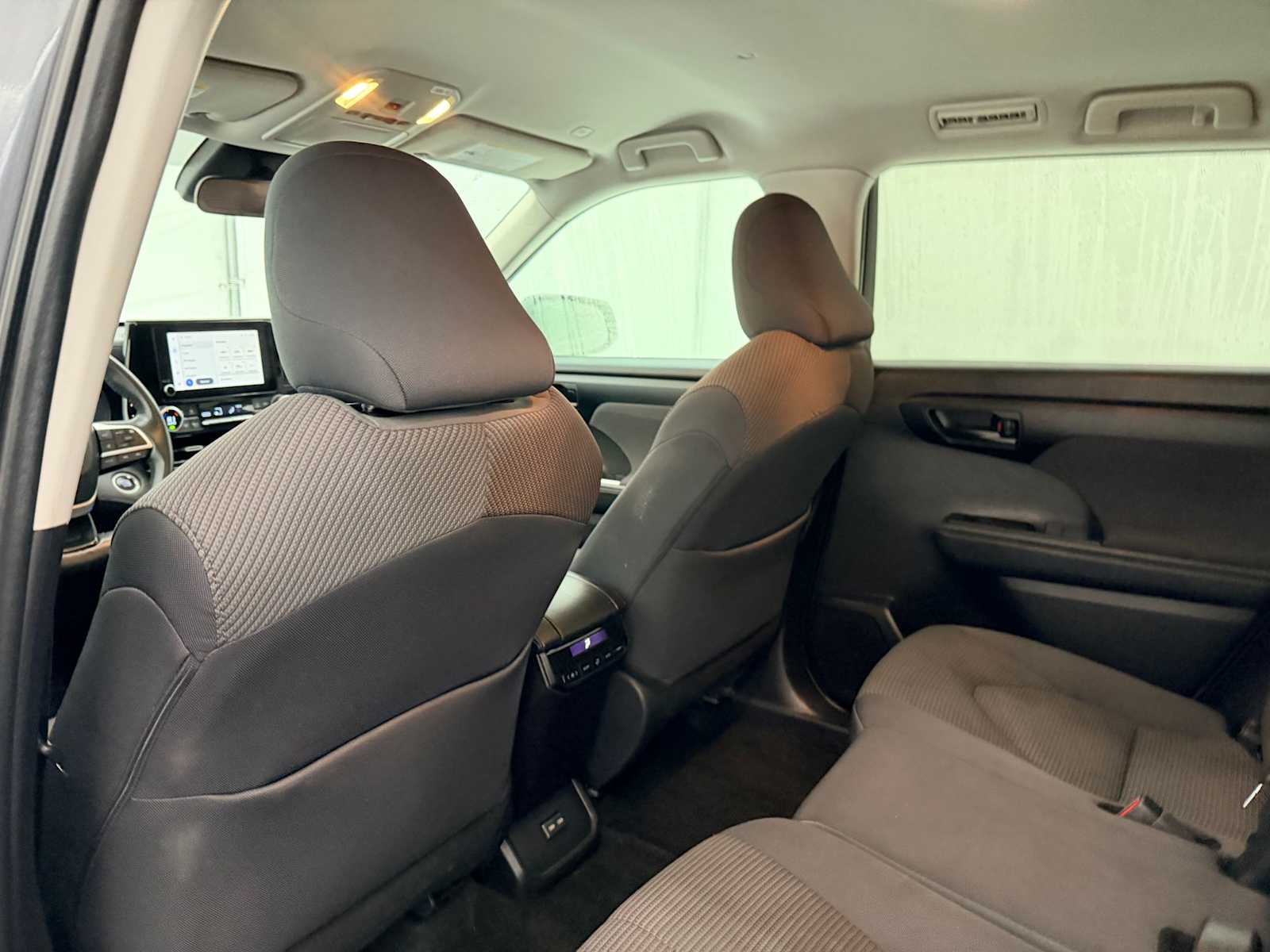 Thumbnail: 2024 Toyota Highlander - 18