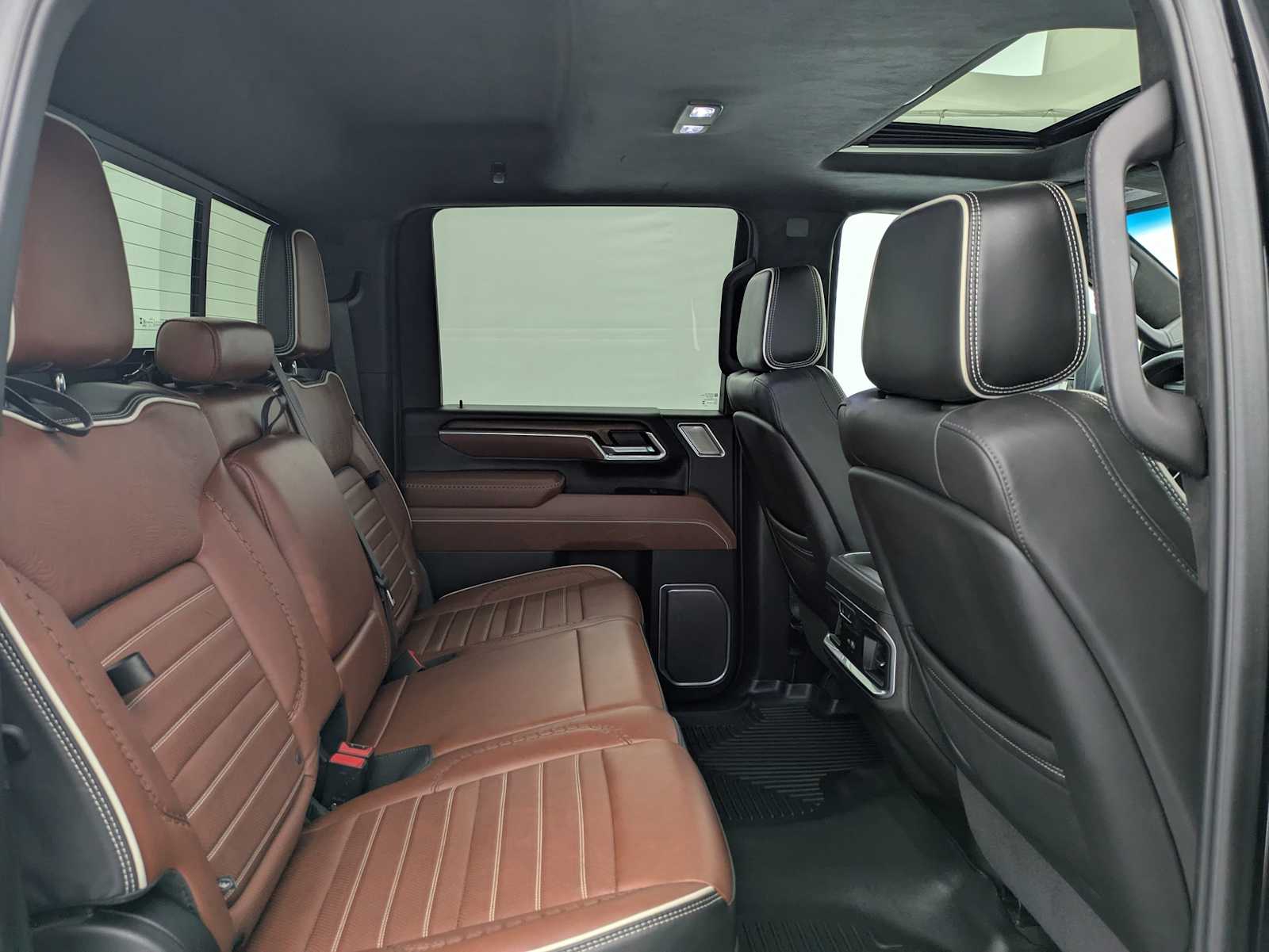 Thumbnail: 2025 GMC Sierra 3500 - 23