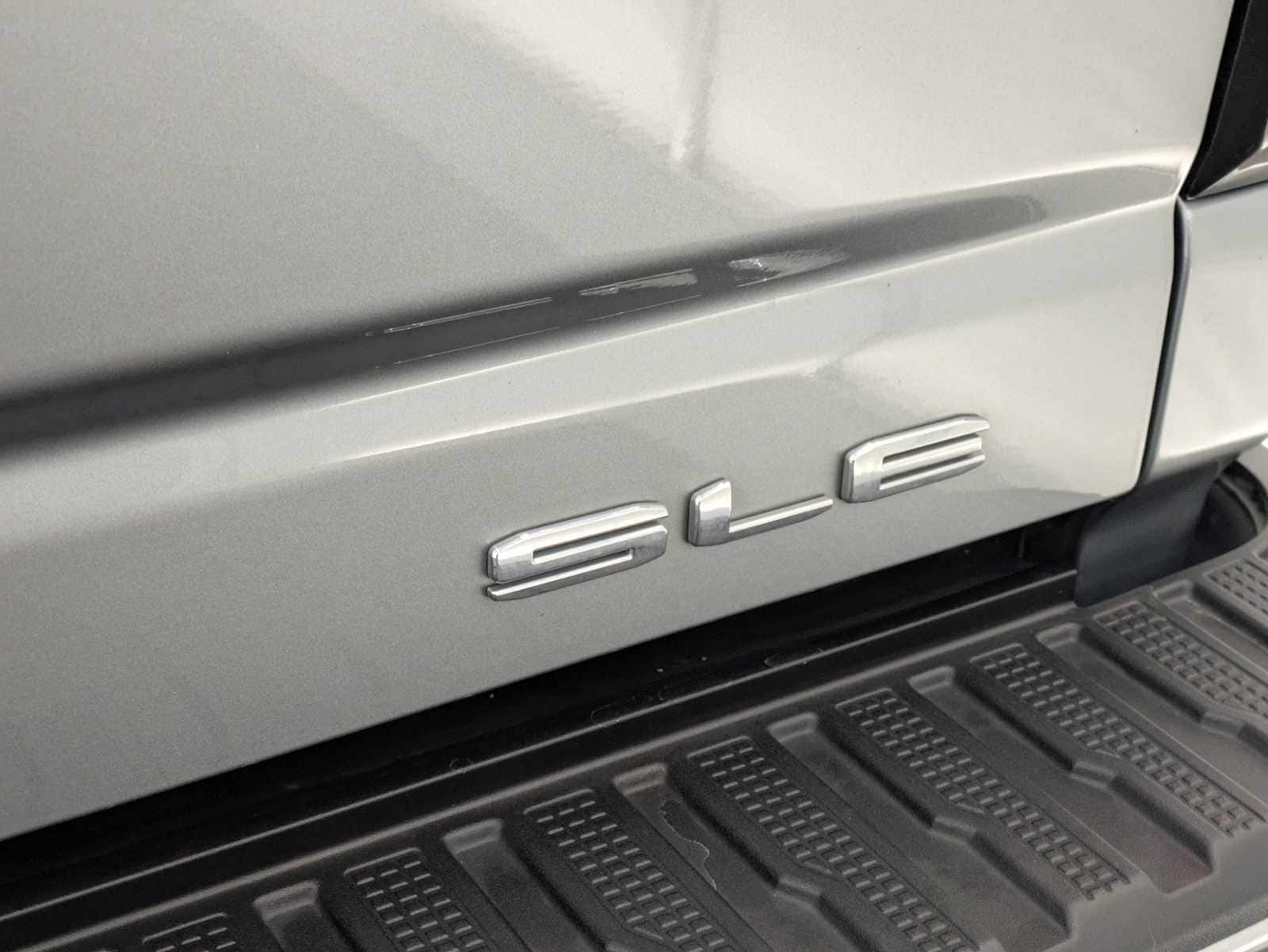 Thumbnail: 2024 GMC Sierra 2500 - 13