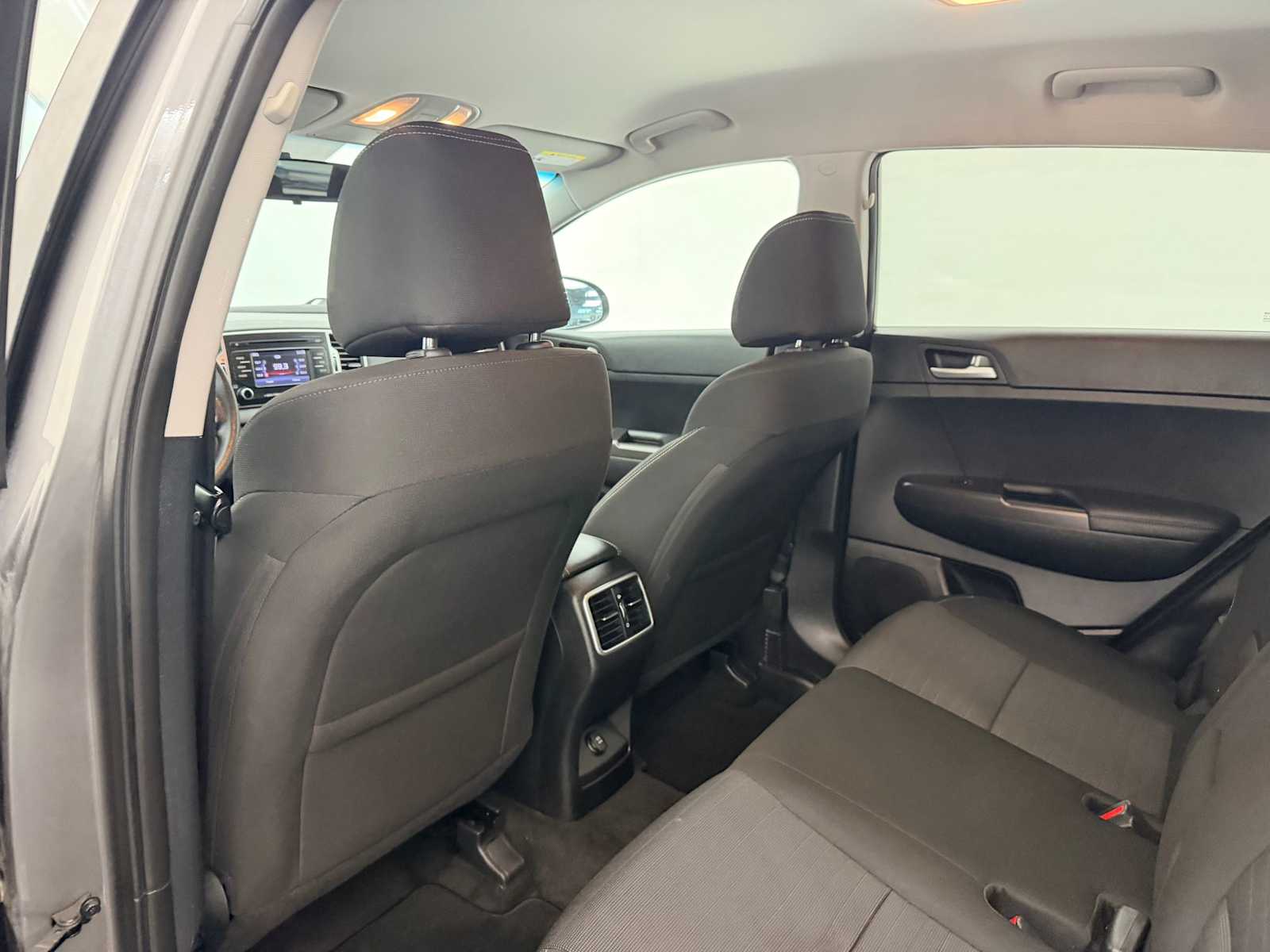 Thumbnail: 2018 Kia Sportage - 19