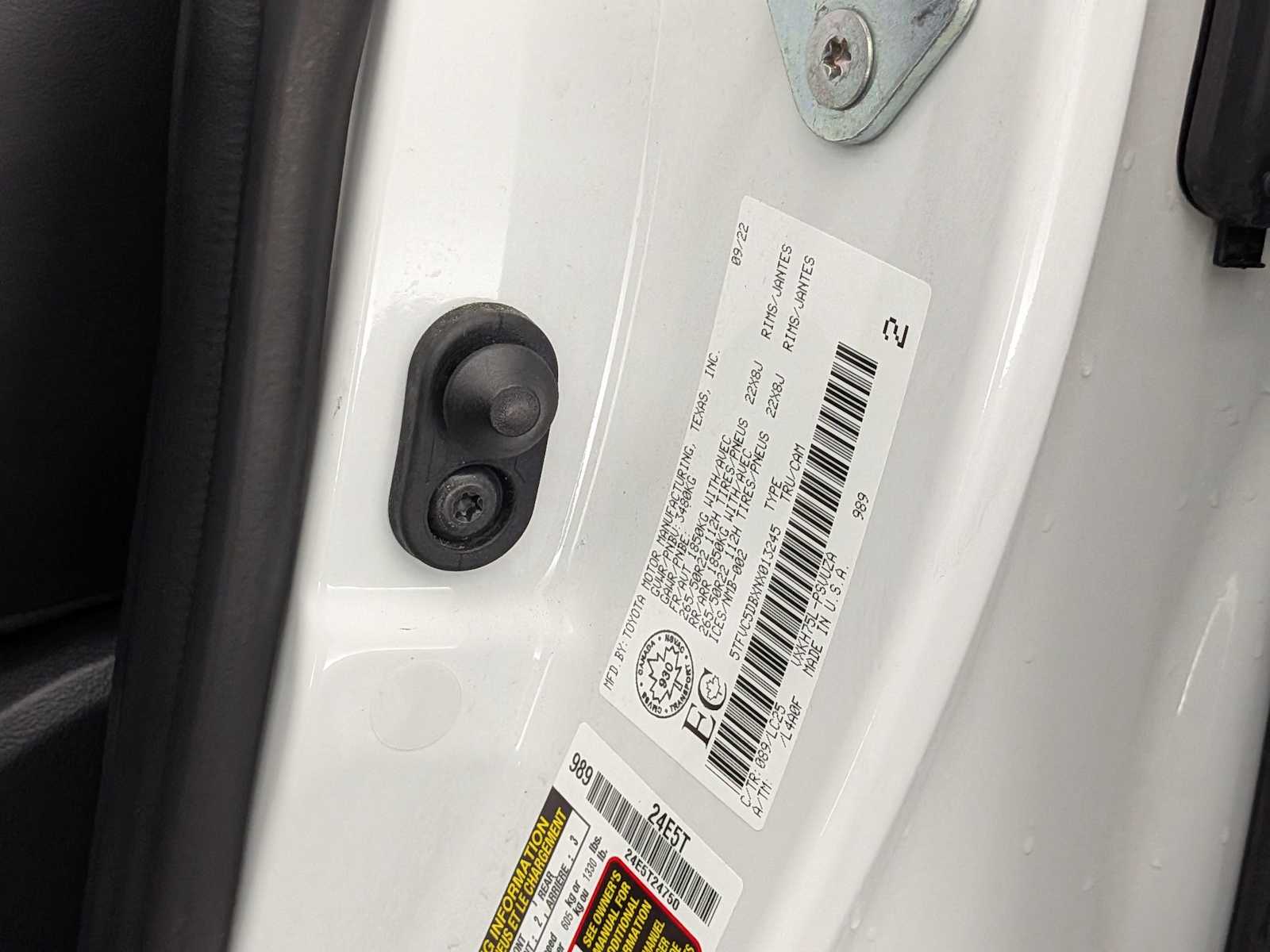 Thumbnail: 2022 Toyota Tundra - 37