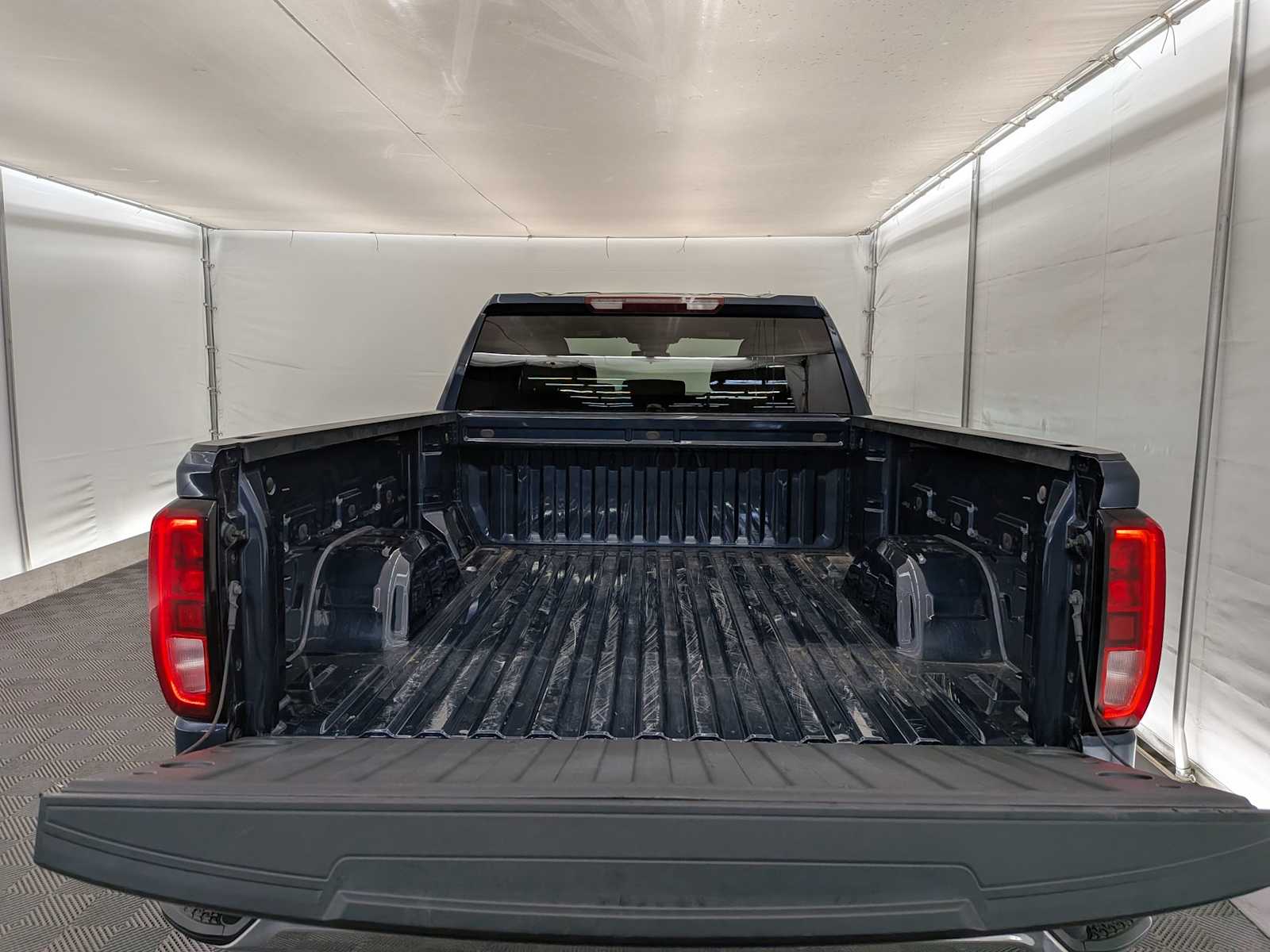 Thumbnail: 2023 GMC Sierra 1500 - 33