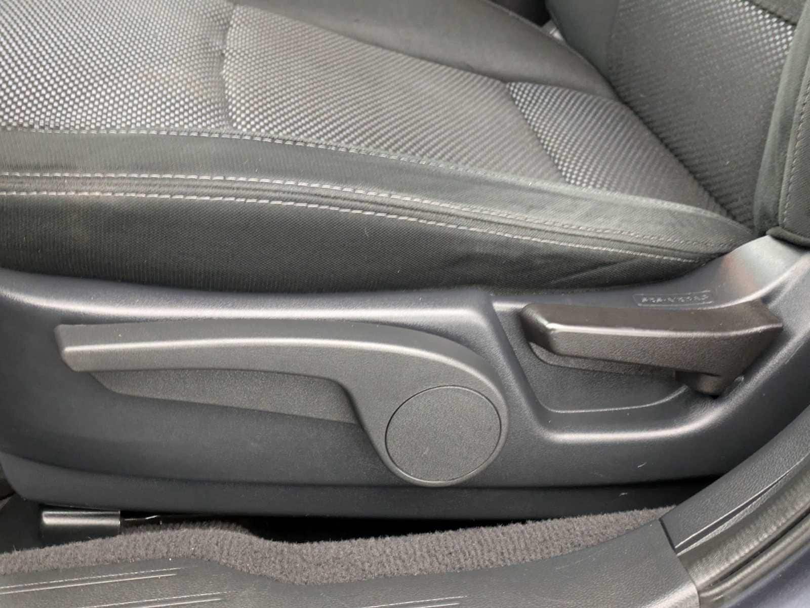 Thumbnail: 2015 Subaru Outback - 18