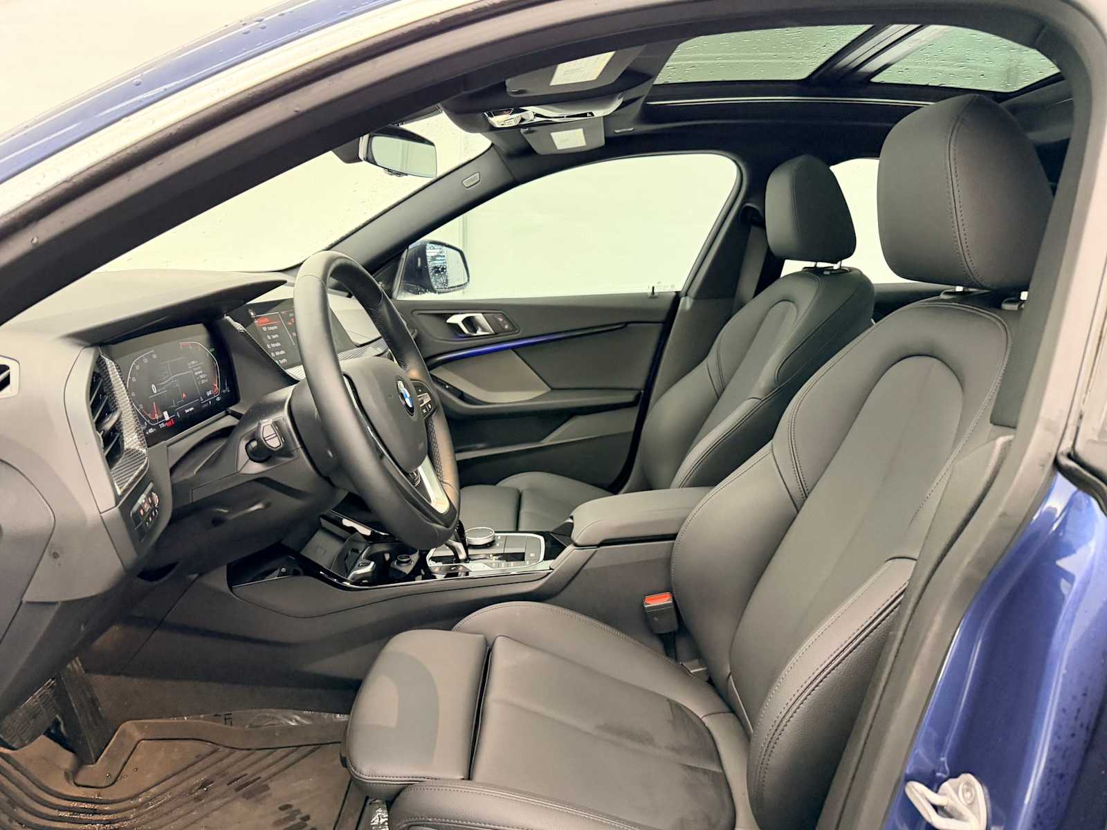 Thumbnail: 2024 BMW 2 Series - 16