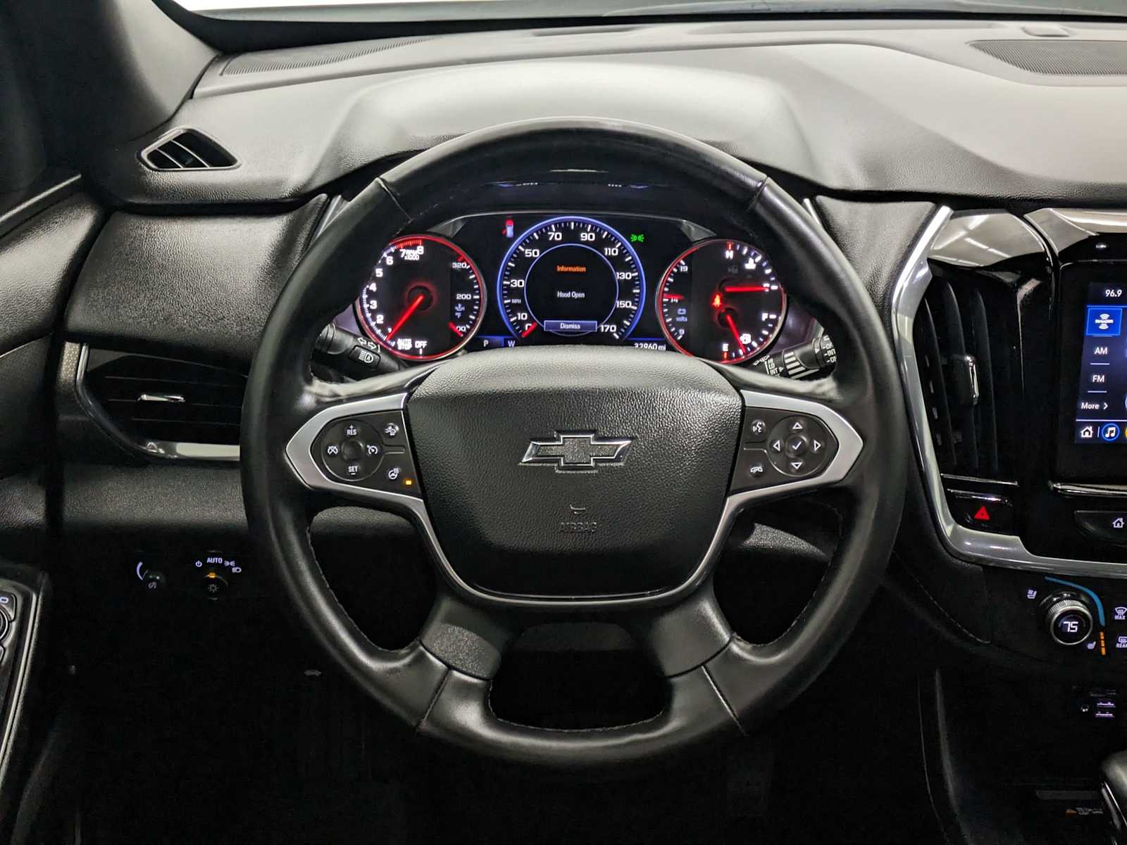 Thumbnail: 2024 Chevrolet Traverse - 25