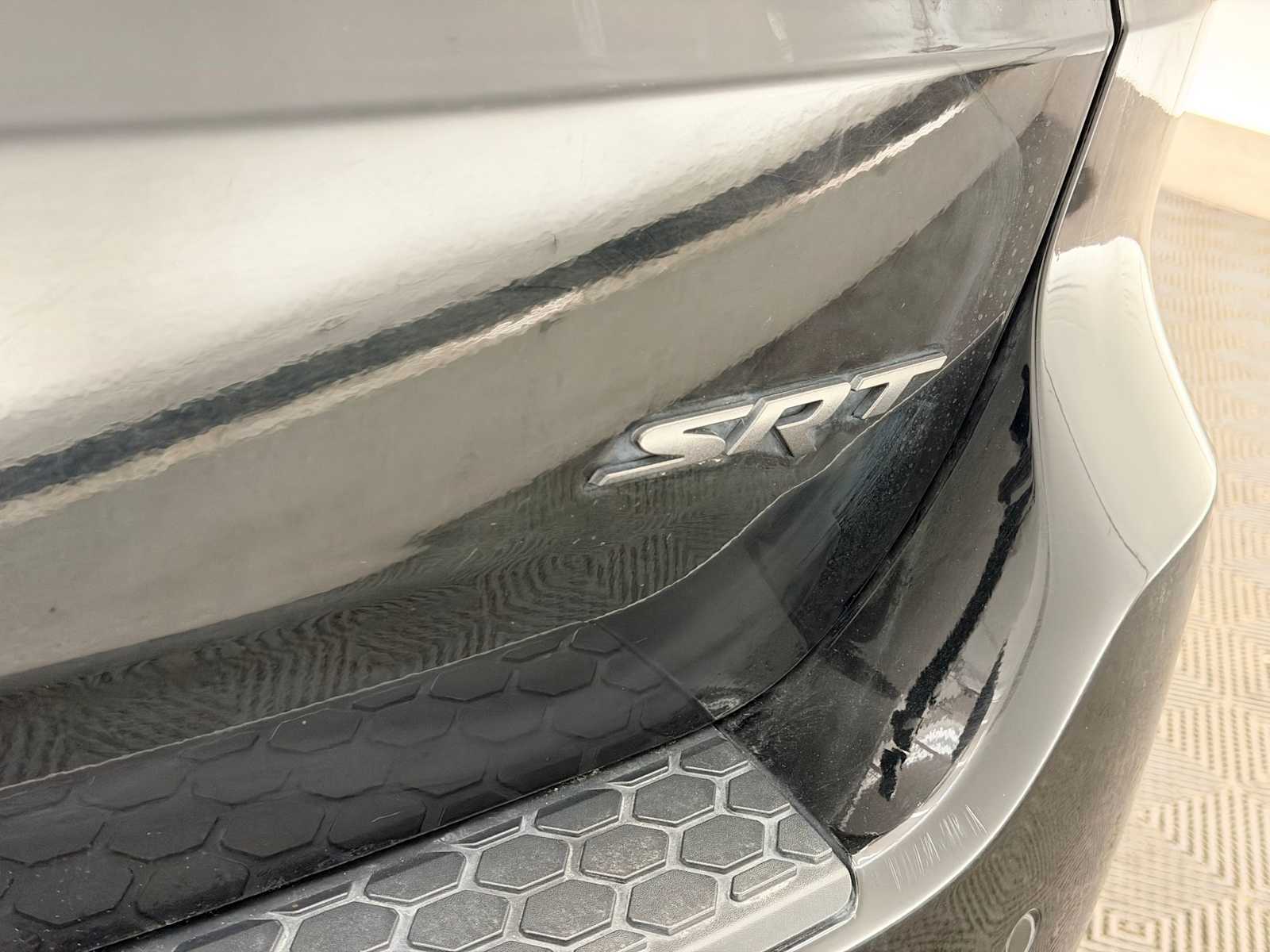 Thumbnail: 2022 Dodge Durango - 14