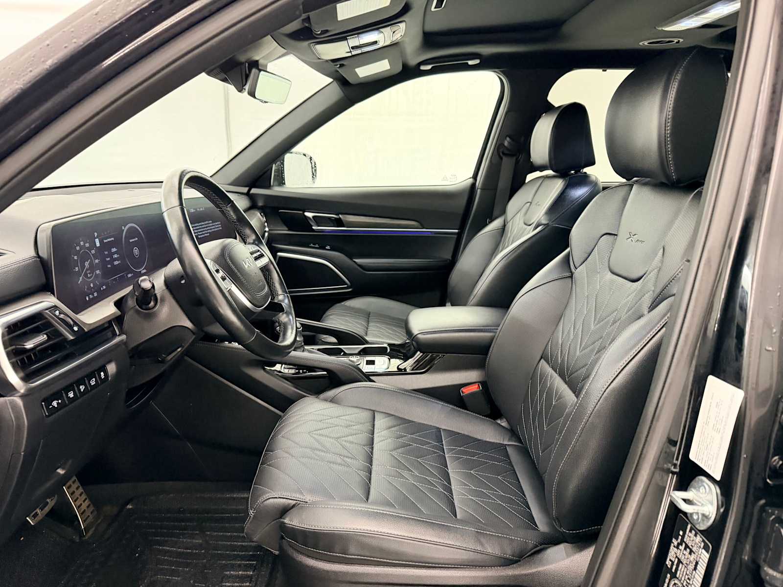 Thumbnail: 2024 Kia Telluride - 16