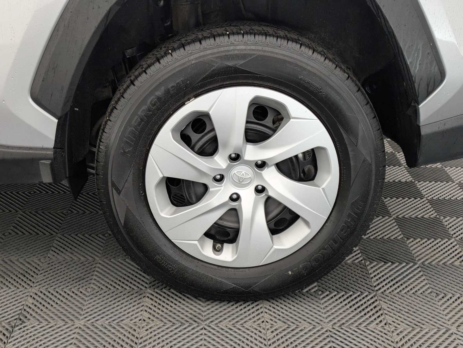 Thumbnail: 2024 Toyota RAV4 - 14